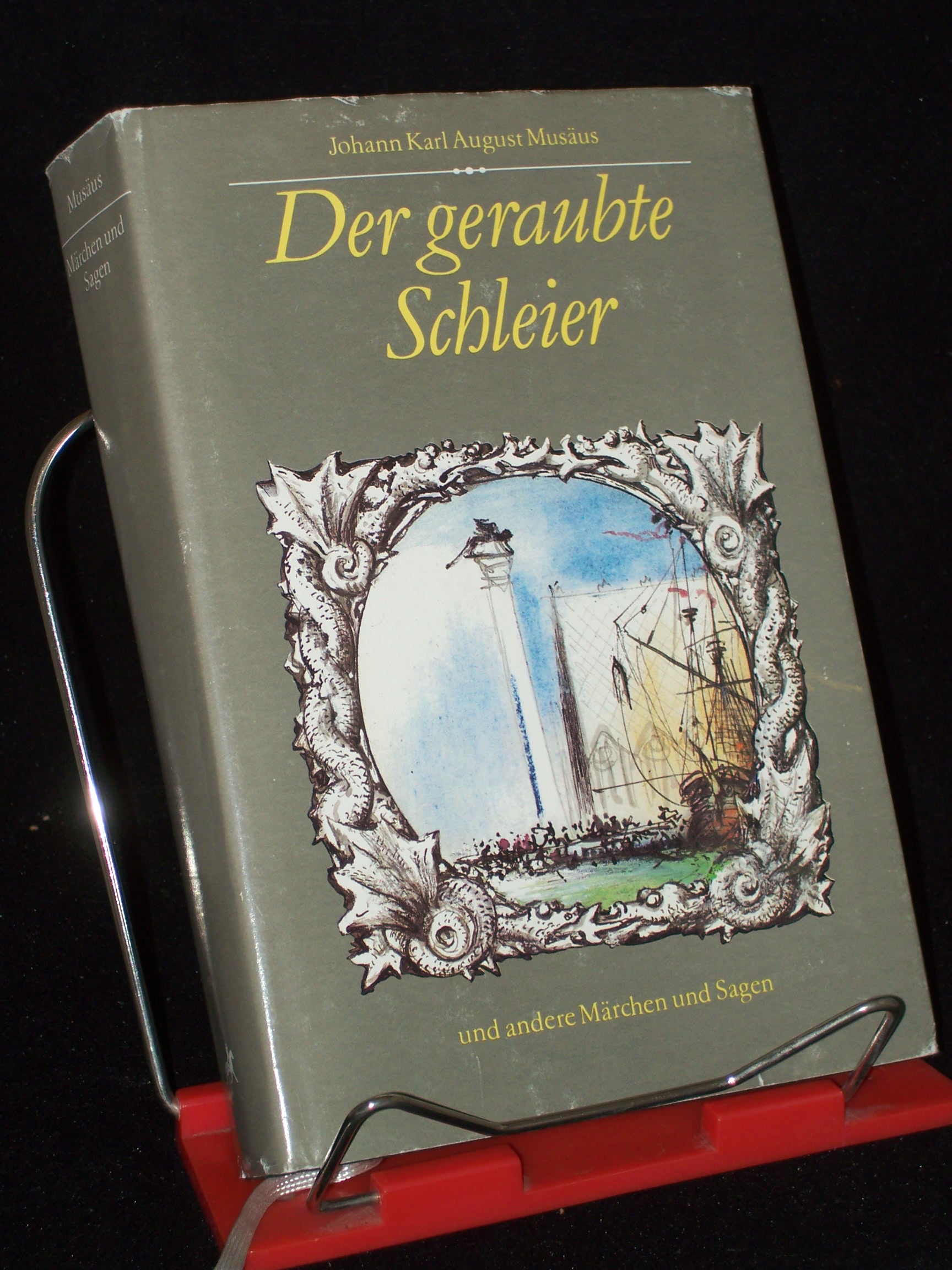 Artikelbild 1 des Artikels “Der geraubte Schleier und andere Märchen und Sagen / Johann Karl
August Musäus. [Ausgew. u. für Kinder bearb. von Herbert
Greiner-Mai. Ill. von Gerhard Lahr] “