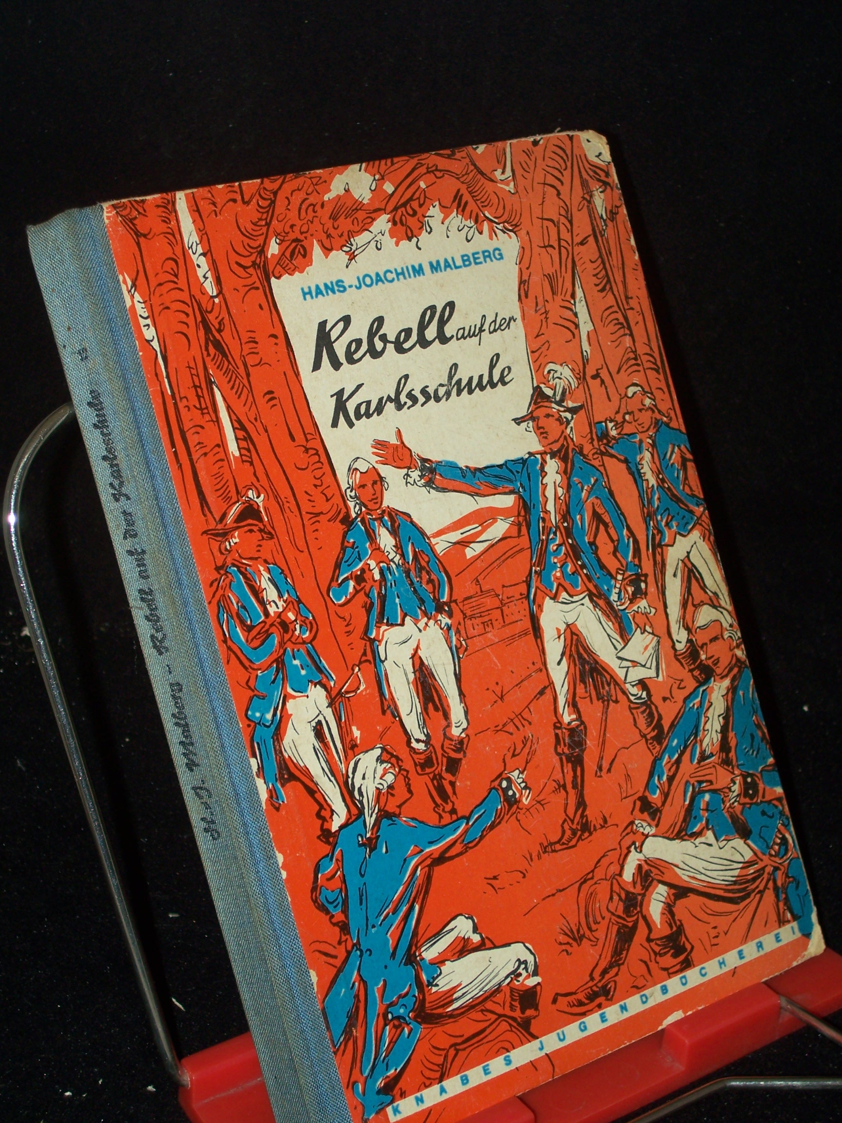 Artikelbild 1 des Artikels “Rebell auf der Karlsschule : Eine Erzählung um Kindheit u. Jugend
Friedrich Schillers / Hans-Joachim Malberg. [Ill. v. Hans Wiegandt] “