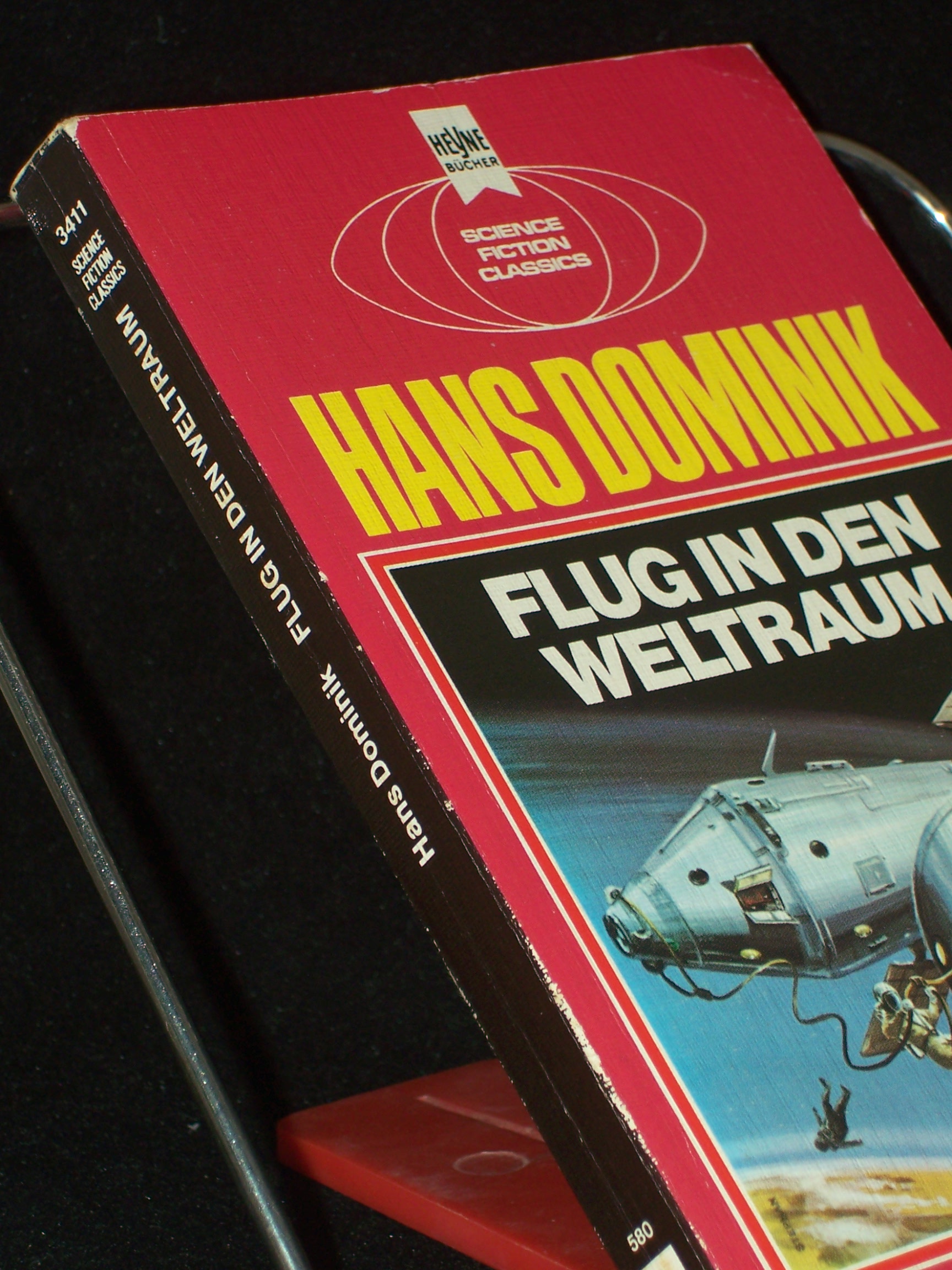 Artikelbild 1 des Artikels “Flug in den Weltraum : e. klass. Science-fiction-Roman / Hans Dominik “