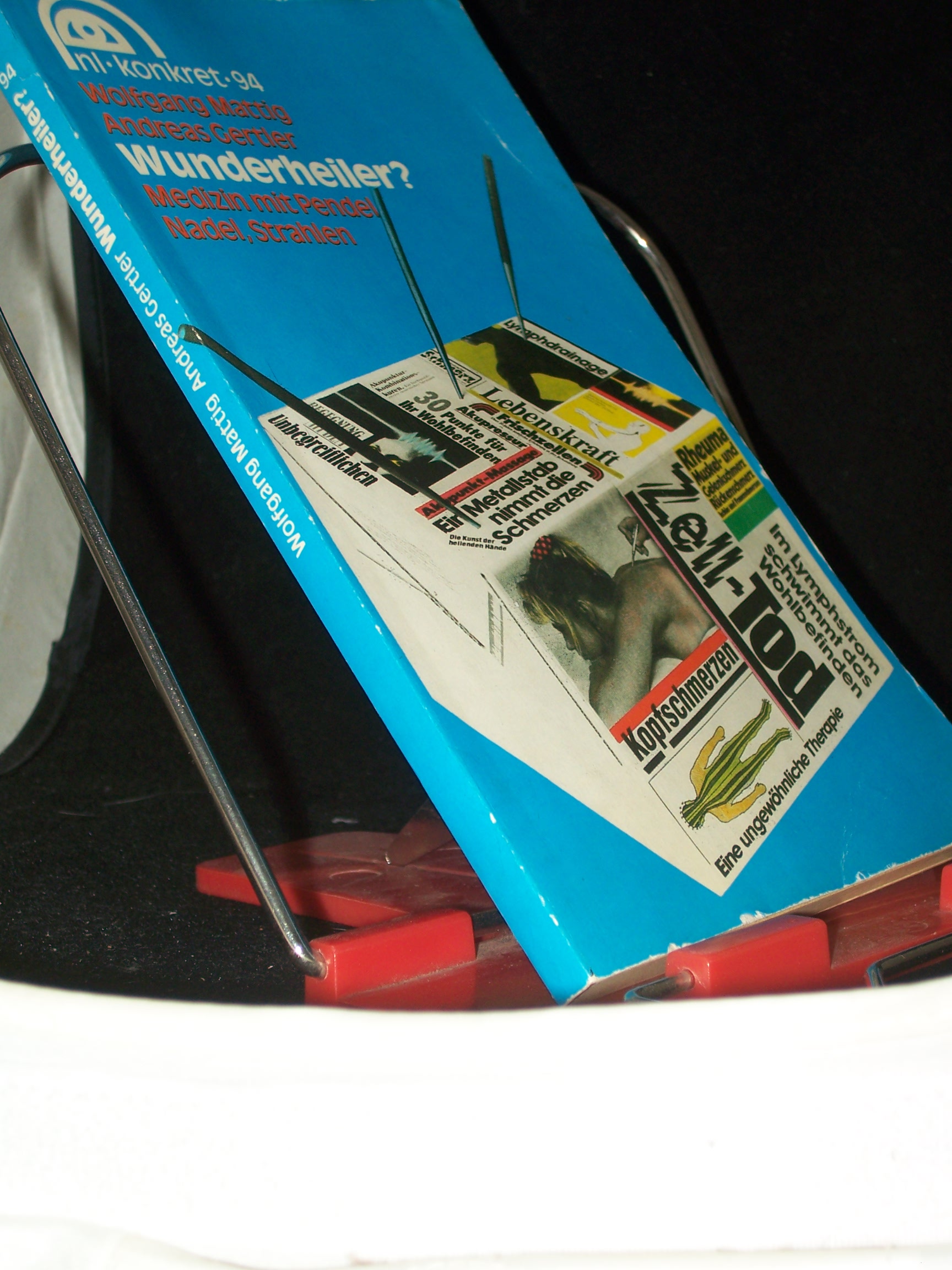 Artikelbild 1 des Artikels “Wunderheiler? : Medizin mit Pendel, Nadel, Strahlen / Wolfgang Mattig ; Andreas Gertler “