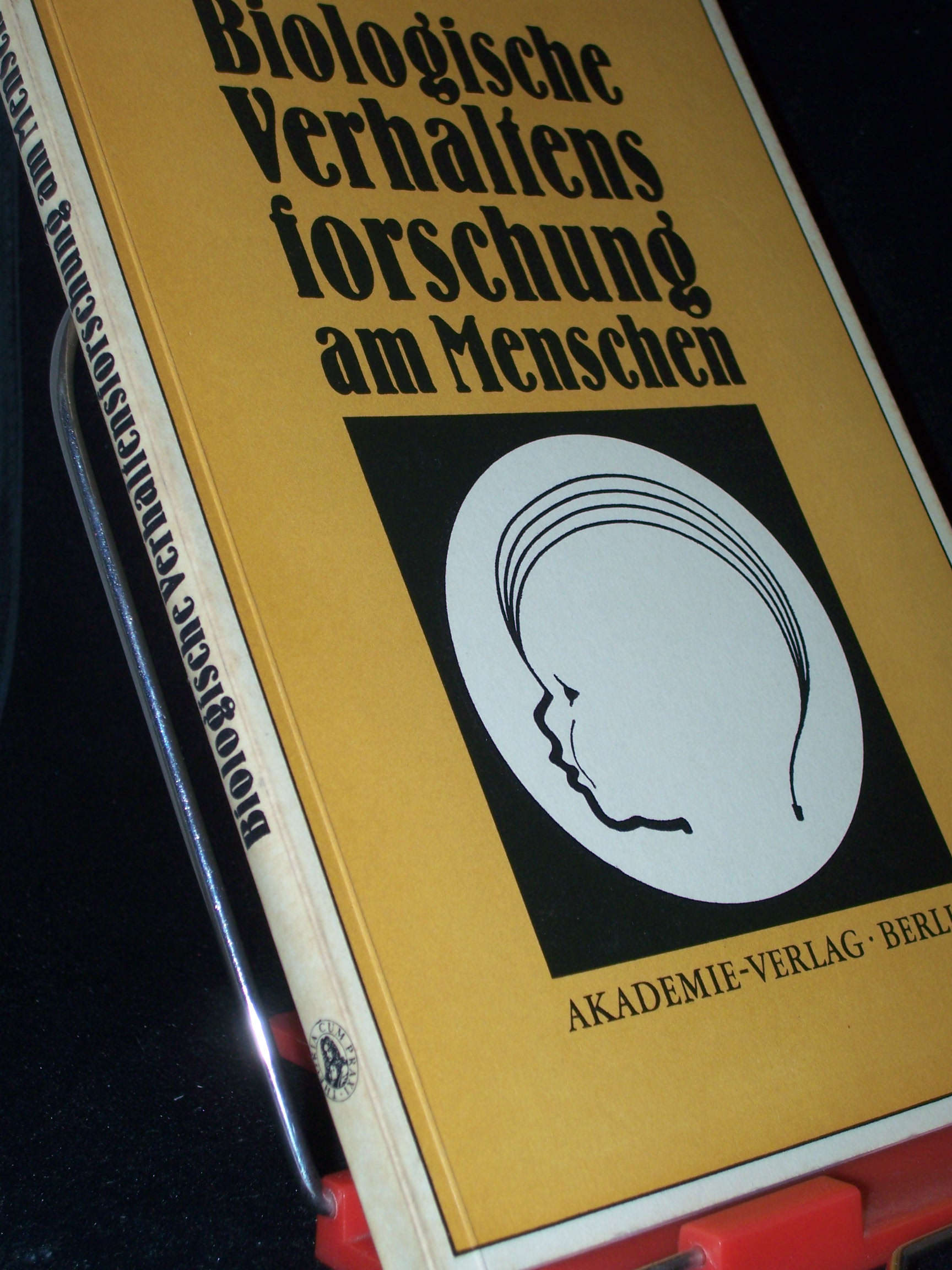 Artikelbild 1 des Artikels “Biologische Verhaltensforschung am Menschen / mit Beitr. von H. Behrens... Hrsg. von Volker Johst “