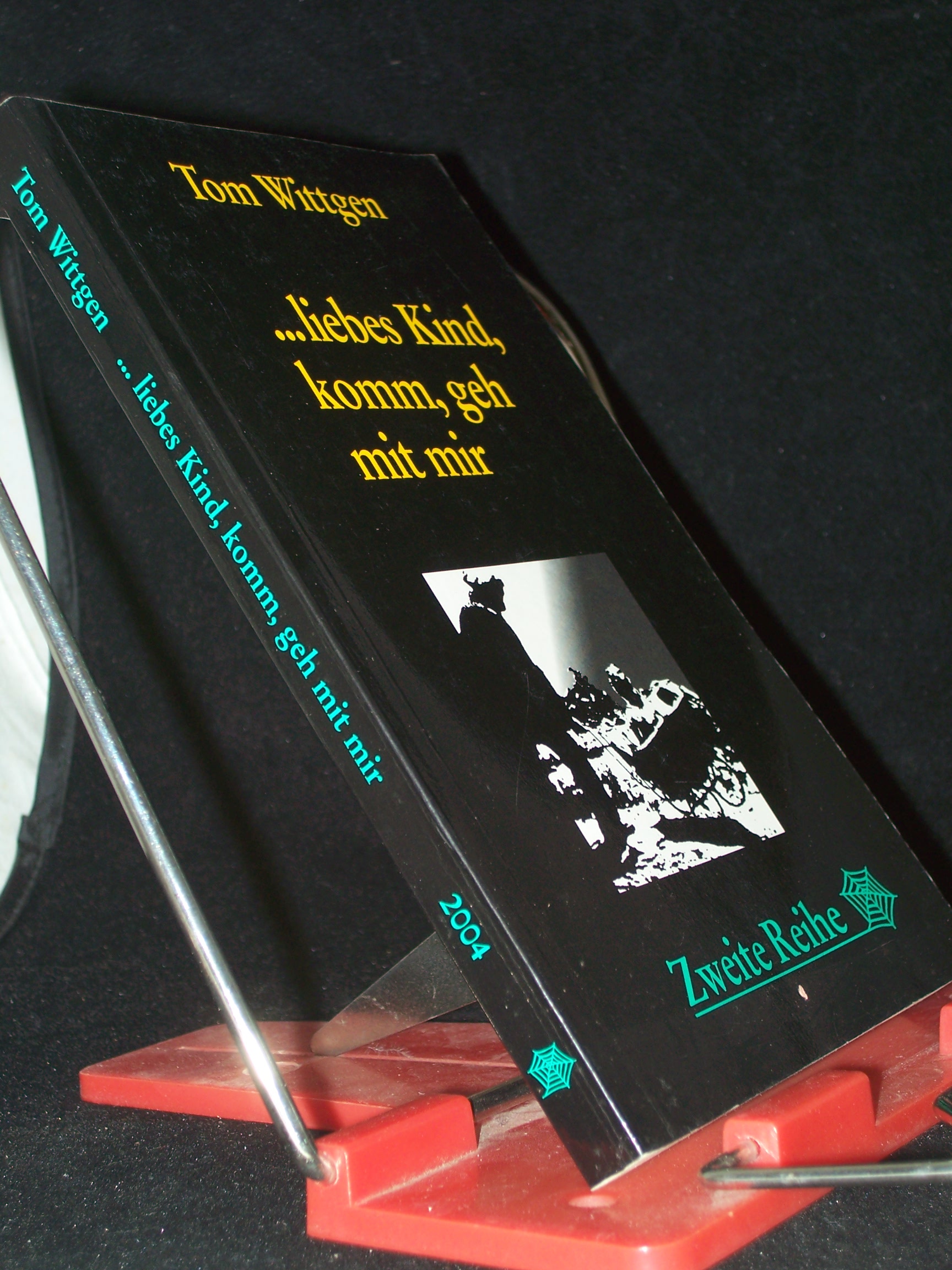 Artikelbild 1 des Artikels “... liebes Kind, komm, geh mit mir : Kriminalroman / Tom Wittgen “