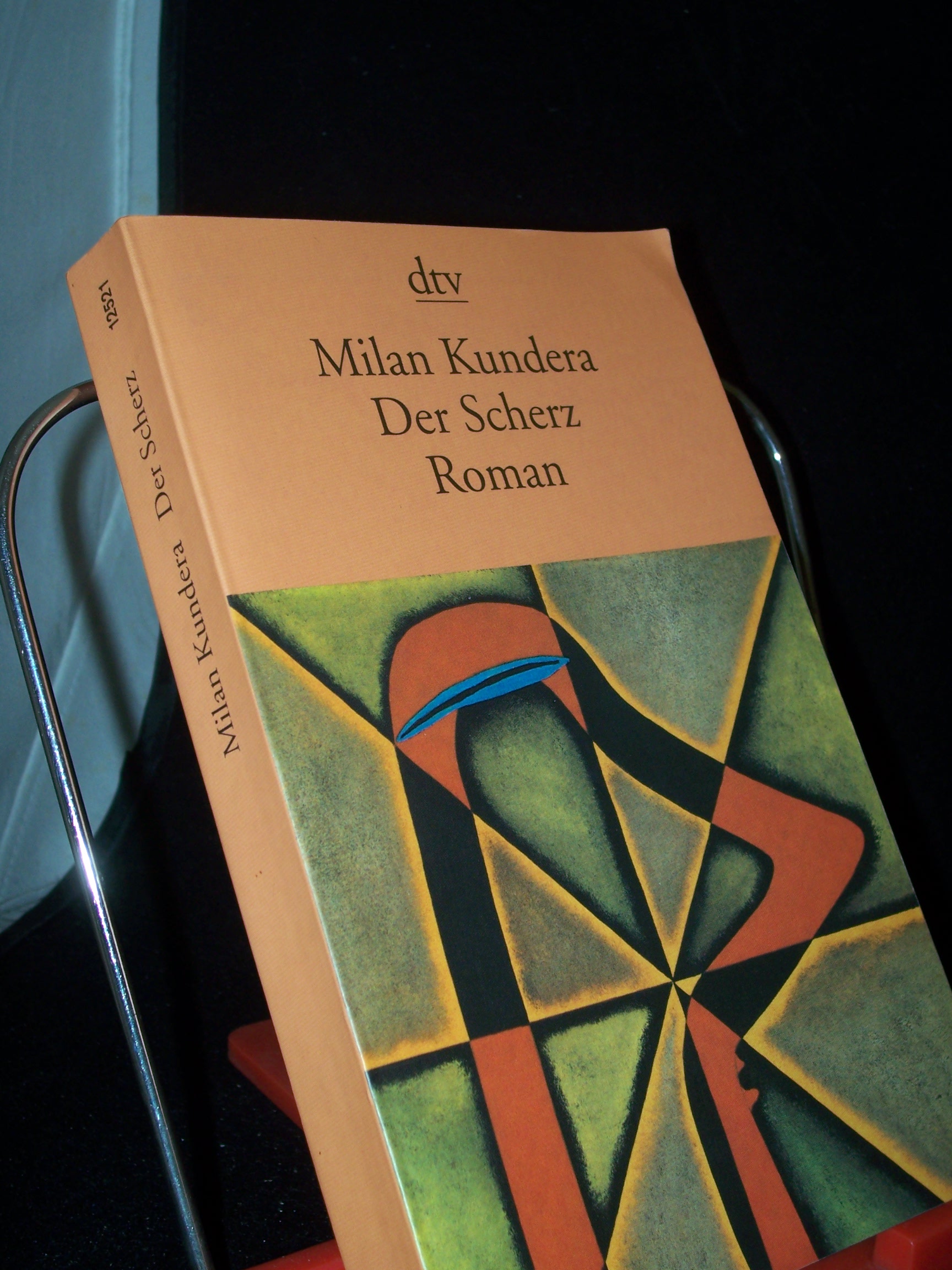 Artikelbild 1 des Artikels “Der Scherz : Roman / Milan Kundera. Dt. von Susanna Roth “