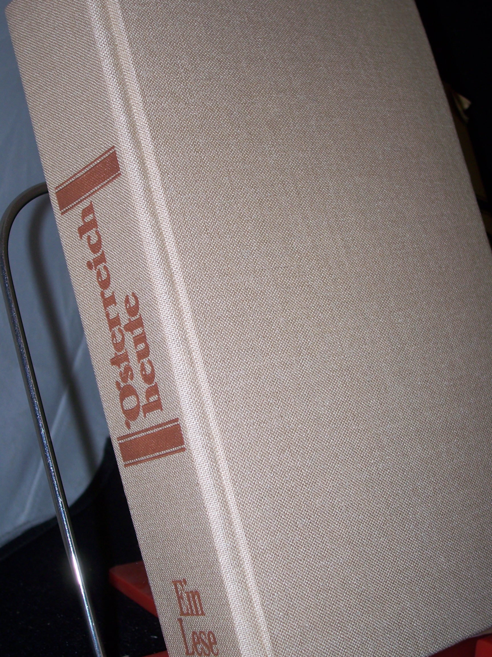 Artikelbild 1 des Artikels “Österreich heute : e. Lesebuch / [hrsg. von Georgina Baum...] “