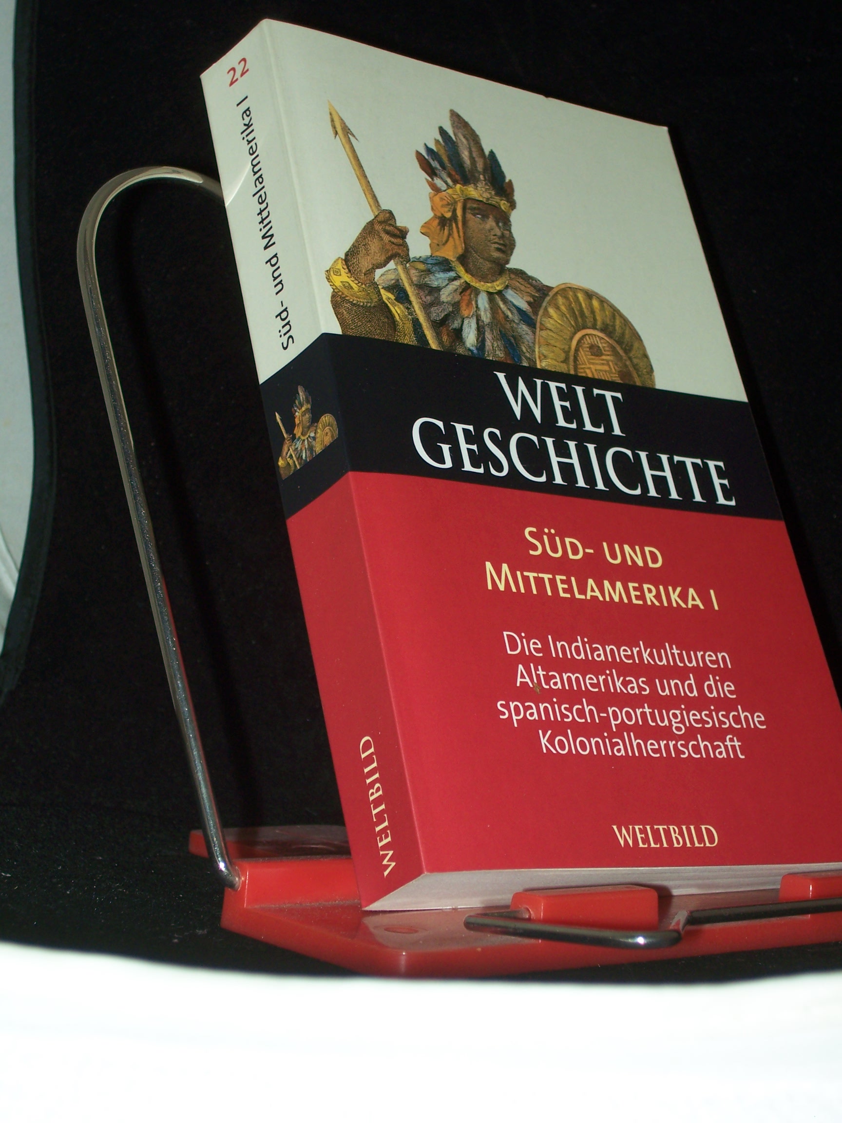 Artikelbild 1 des Artikels “Weltgeschichte Teil: Bd. 22., Süd- und Mittelamerika. - 1. Die
Indianerkulturen Altamerikas und die spanisch-portugiesische
Kolonialherrschaft / hrsg. und verf. von Richard Konetzke “