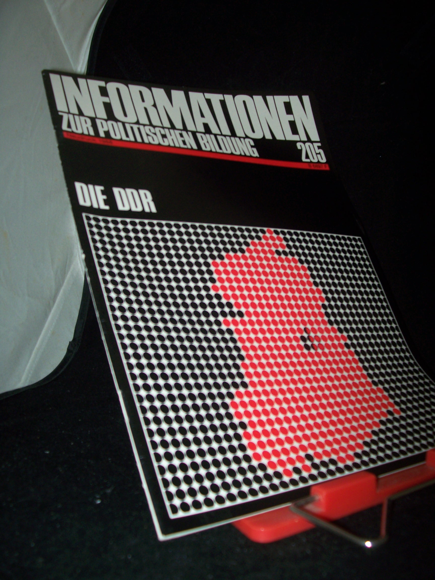 Artikelbild 1 des Artikels “1984 Die DDR “