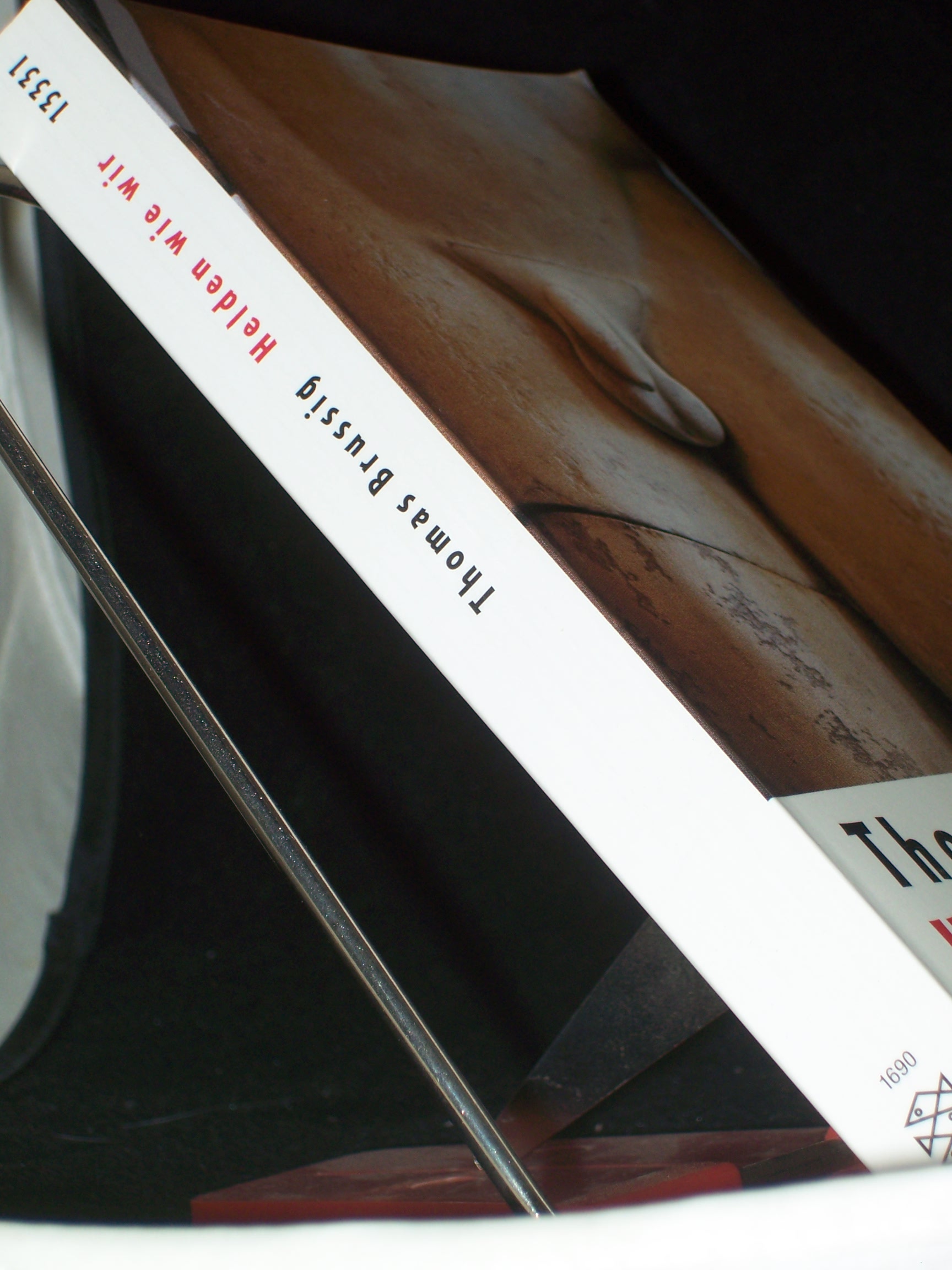 Artikelbild 1 des Artikels “Helden wie wir : Roman / Thomas Brussig “