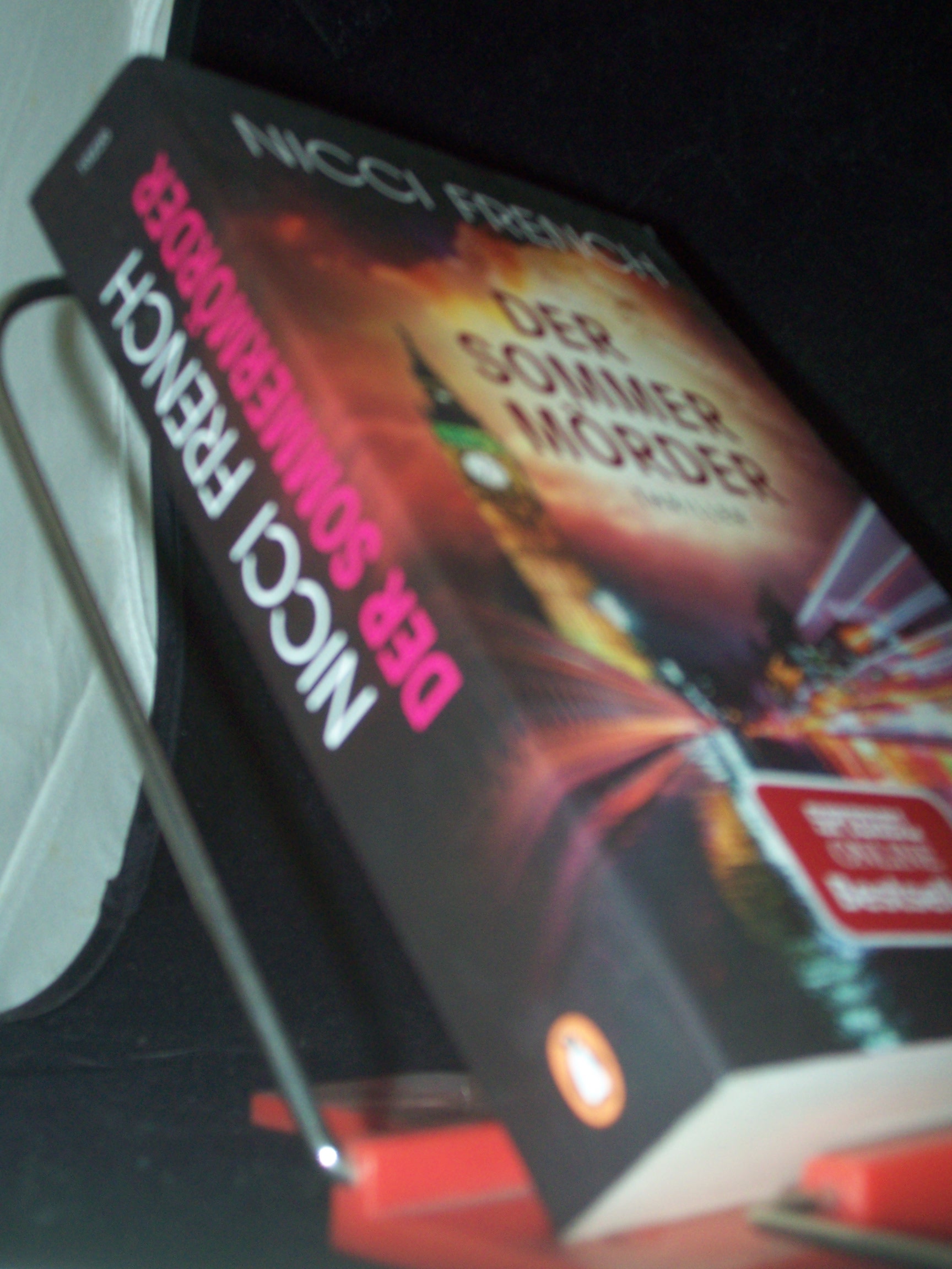 Artikelbild 1 des Artikels “Der Sommermörder : Thriller / Nicci French ; aus dem Englischen von
Birgit Moosmüller “