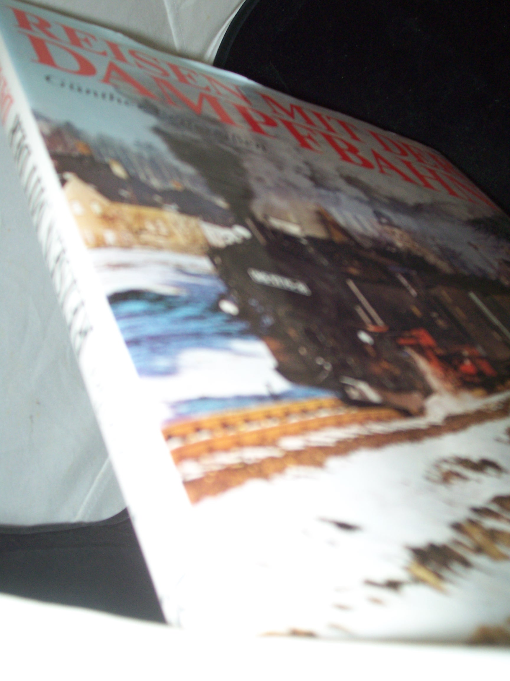 Artikelbild 1 des Artikels “Reisen mit der Dampfbahn : e. Farbbildbd. mit d. letzten Dampflokomotiven d. Dt. Reichsbahn / Günther Feuereissen “