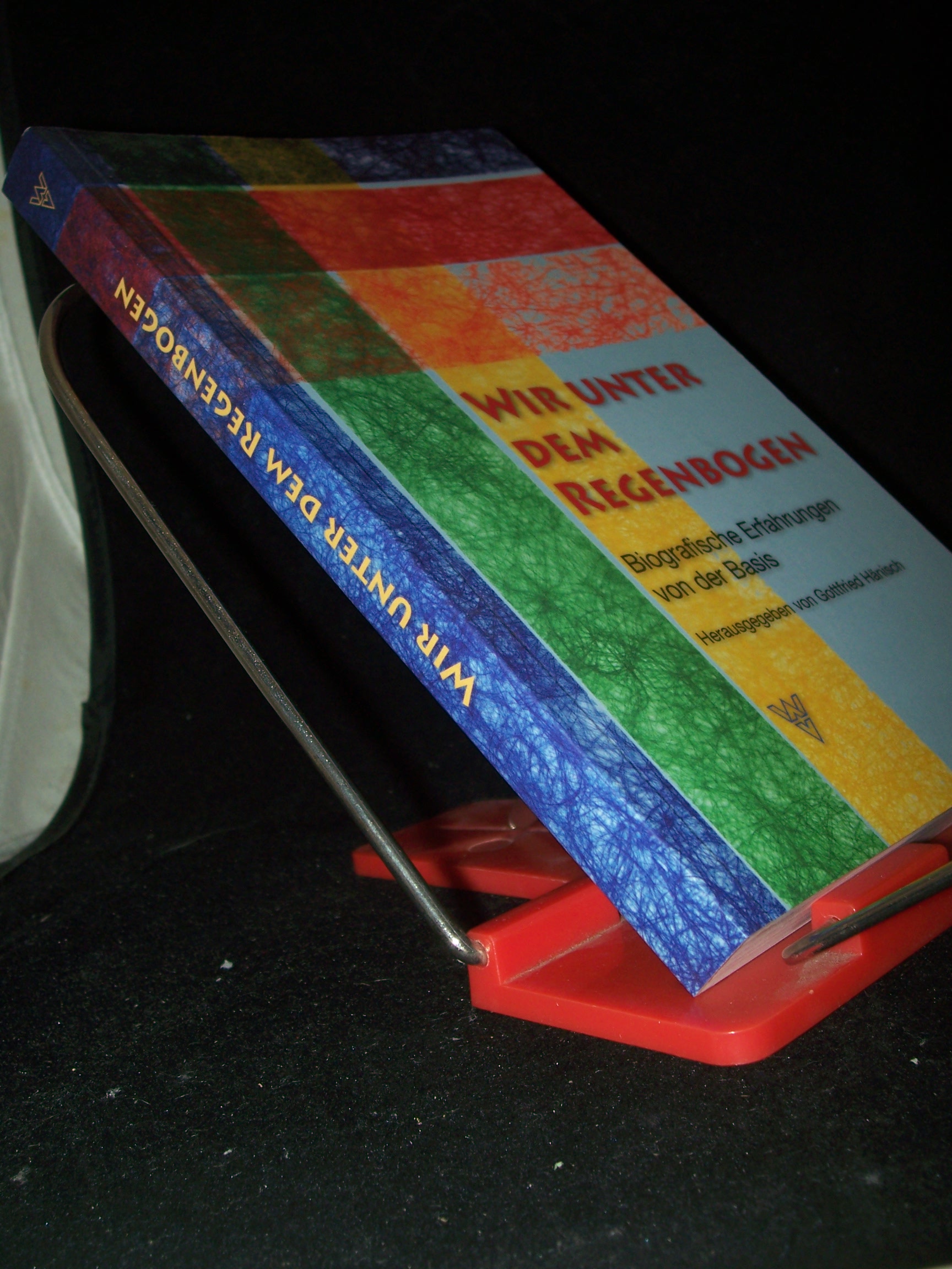 Artikelbild 1 des Artikels “Wir unter dem Regenbogen : biografische Erfahrungen von der Basis / hrsg. von Gottfried Hänisch “