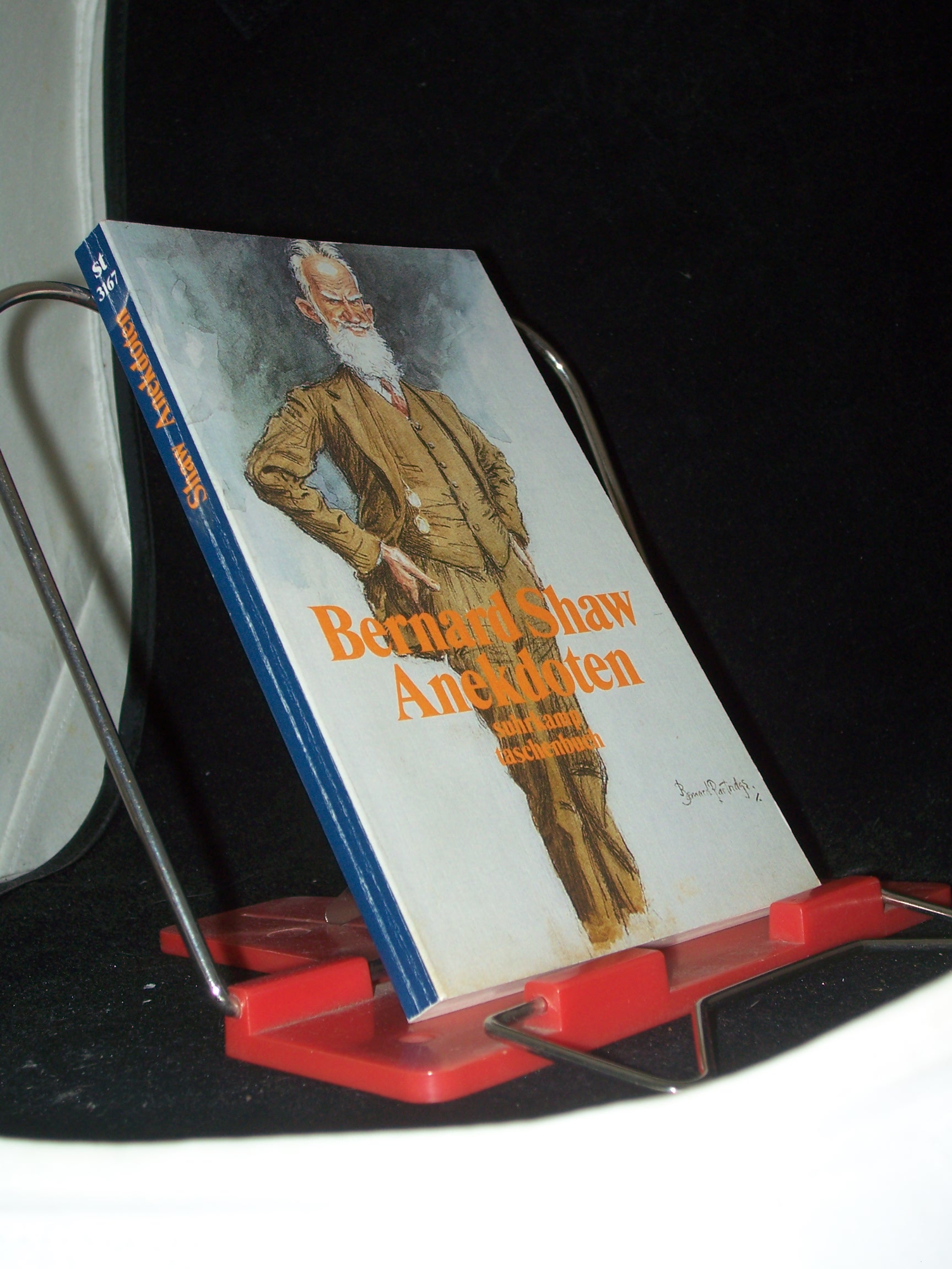 Artikelbild 1 des Artikels “Narr oder Weiser : Anekdoten um Bernard Shaw / nacherz. von Ursula Michels-Wenz “