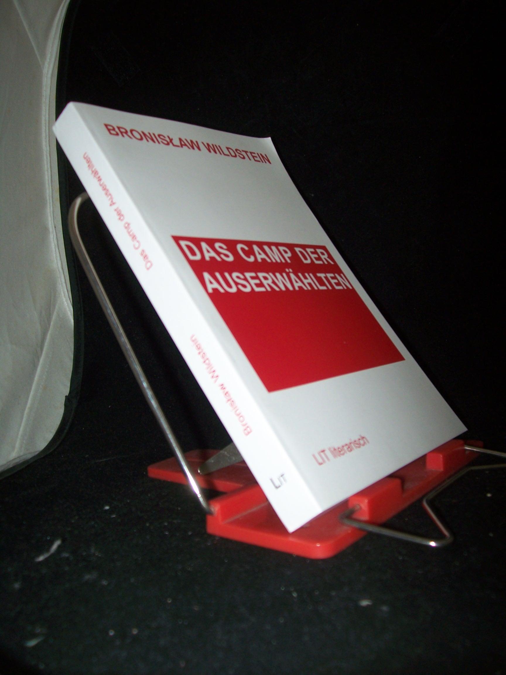 Artikelbild 1 des Artikels “Das Camp der Auserwählten / Bronislaw Wildstein ; aus dem Polnischen
übertragen von Herbert Ulrich “