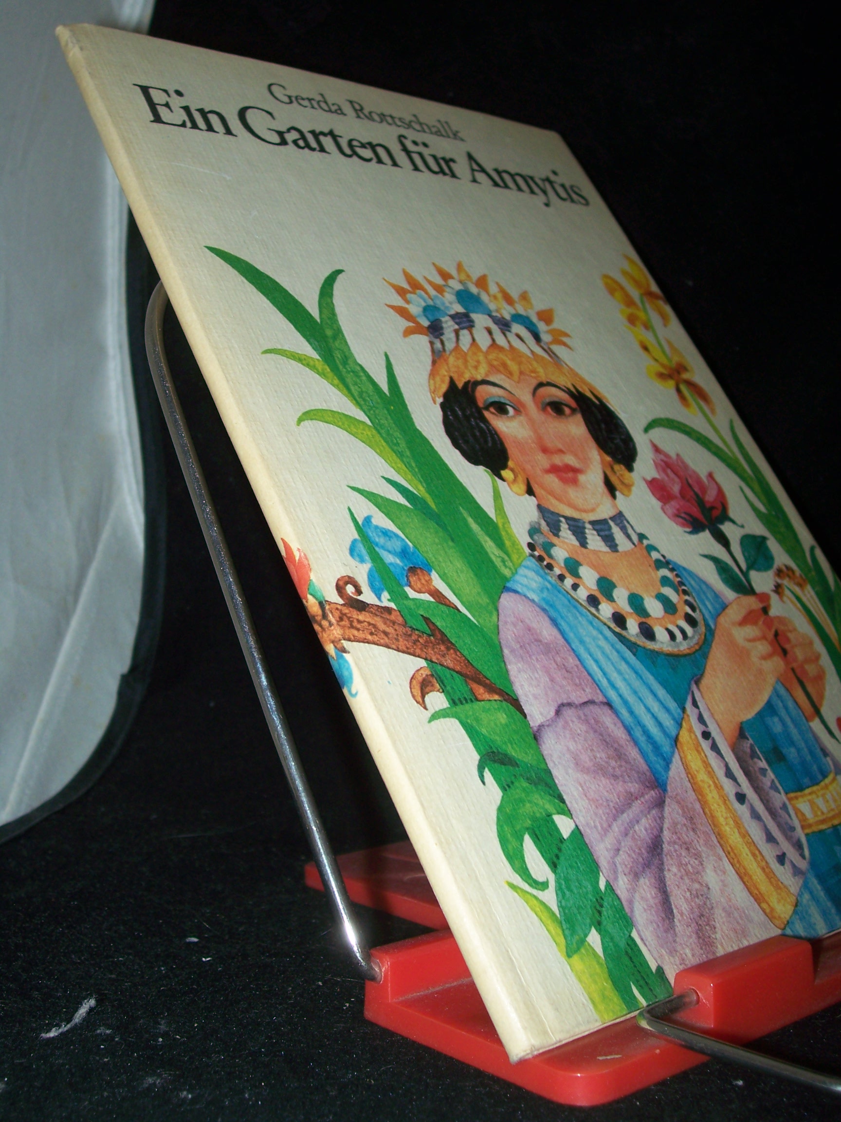 Artikelbild 1 des Artikels “Ein Garten für Amytis / Gerda Rottschalk. Ill. von Gerhard Preuß “