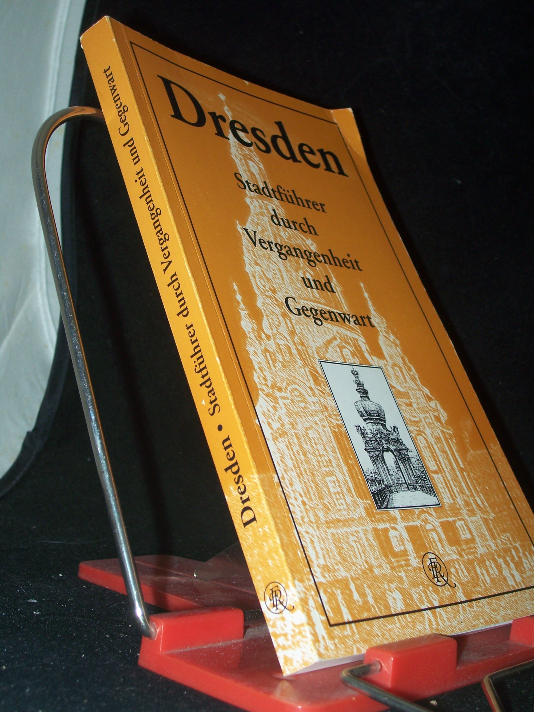 Artikelbild 1 des Artikels “Dresden : Stadtführer durch Vergangenheit und Gegenwart / [erarb. von
Manfred Altner und Wilfrid Hahn] “