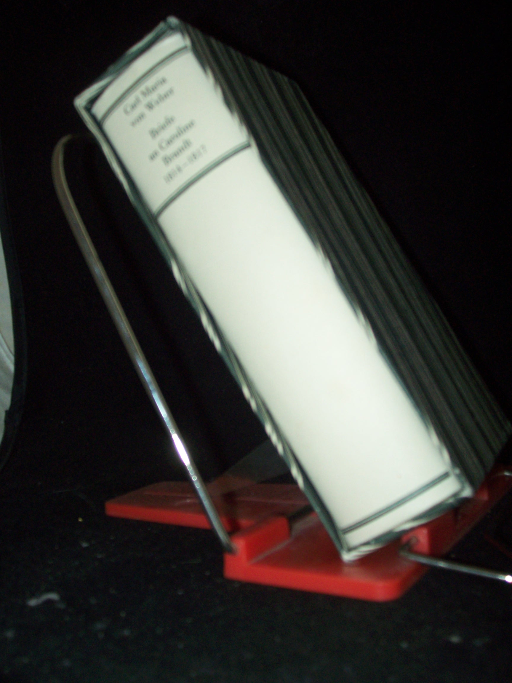 Artikelbild 1 des Artikels “Mein vielgeliebter Muks : 100 Briefe Carl Maria von Webers an Caroline Brandt aus d. Jahren 1814 - 1817 ; [zum 200. Geburtstag Carl Maria von Webers] / [erstmals nach d. Quellen hrsg. im Auftrag d. Dt. Staatsbibliothek Berlin/DDR von Evelin “