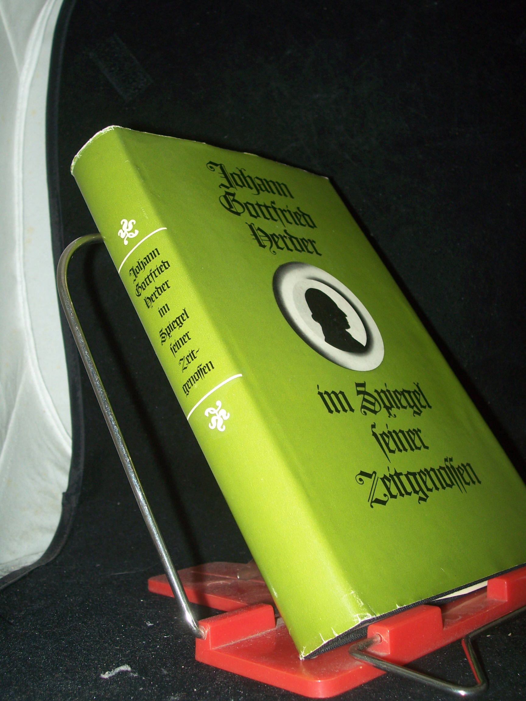 Artikelbild 1 des Artikels “Johann Gottfried Herder im Spiegel seiner Zeitgenossen : Briefe u. Selbstzeugnisse / hrsg. von Lutz Richter “