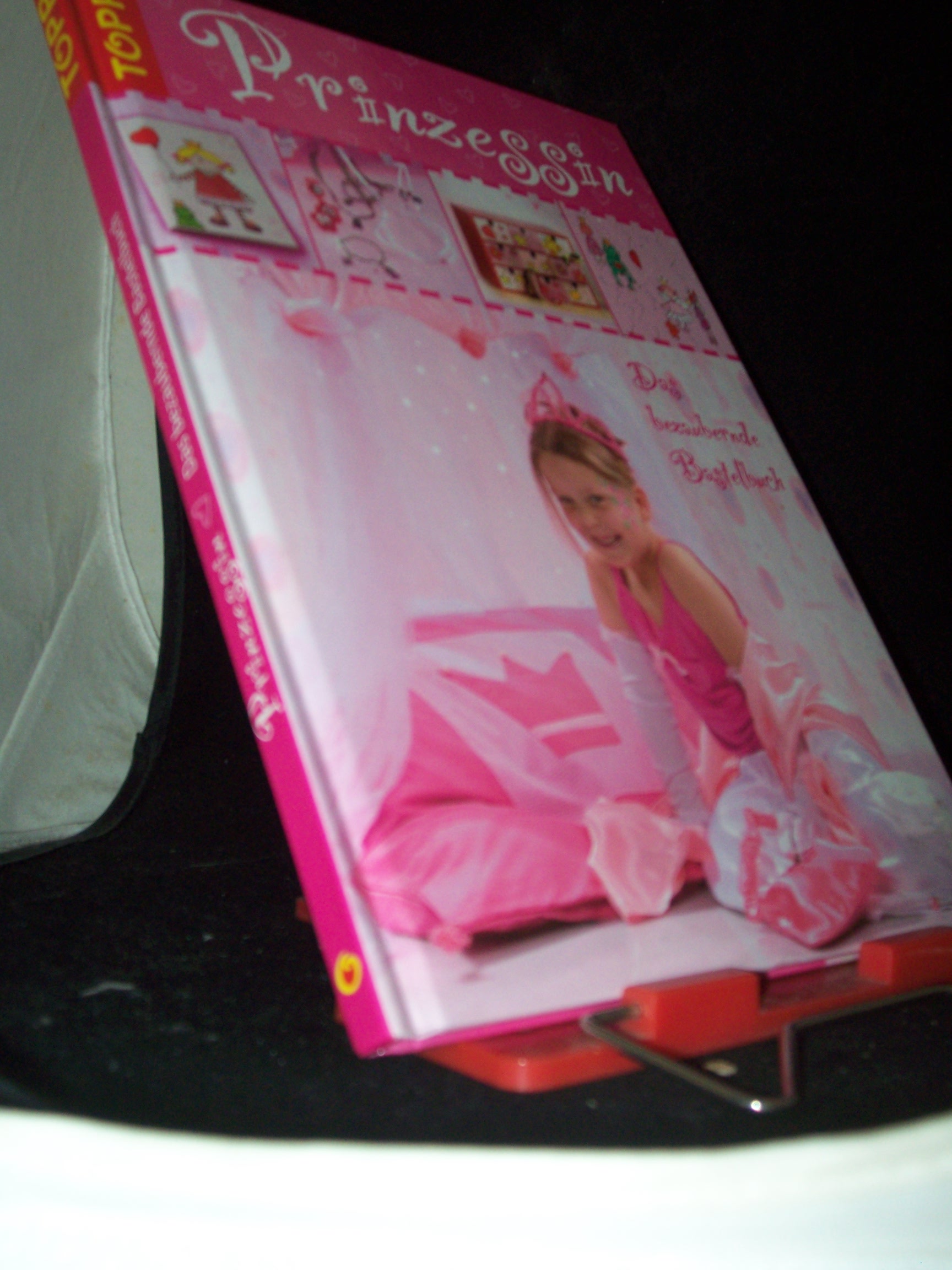 Artikelbild 1 des Artikels “Prinzessin : das bezaubernde Bastelbuch / Sandra Blum... “