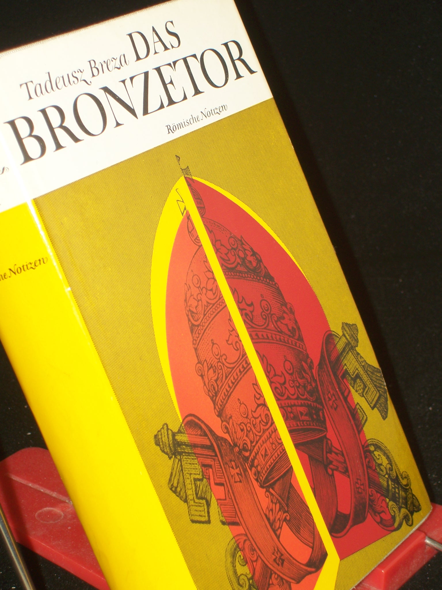 Artikelbild 1 des Artikels “Das Bronzetor : Röm. Notizen / Tadeusz Breza. Aus d. Poln. übers.
von Henryk Bereska “
