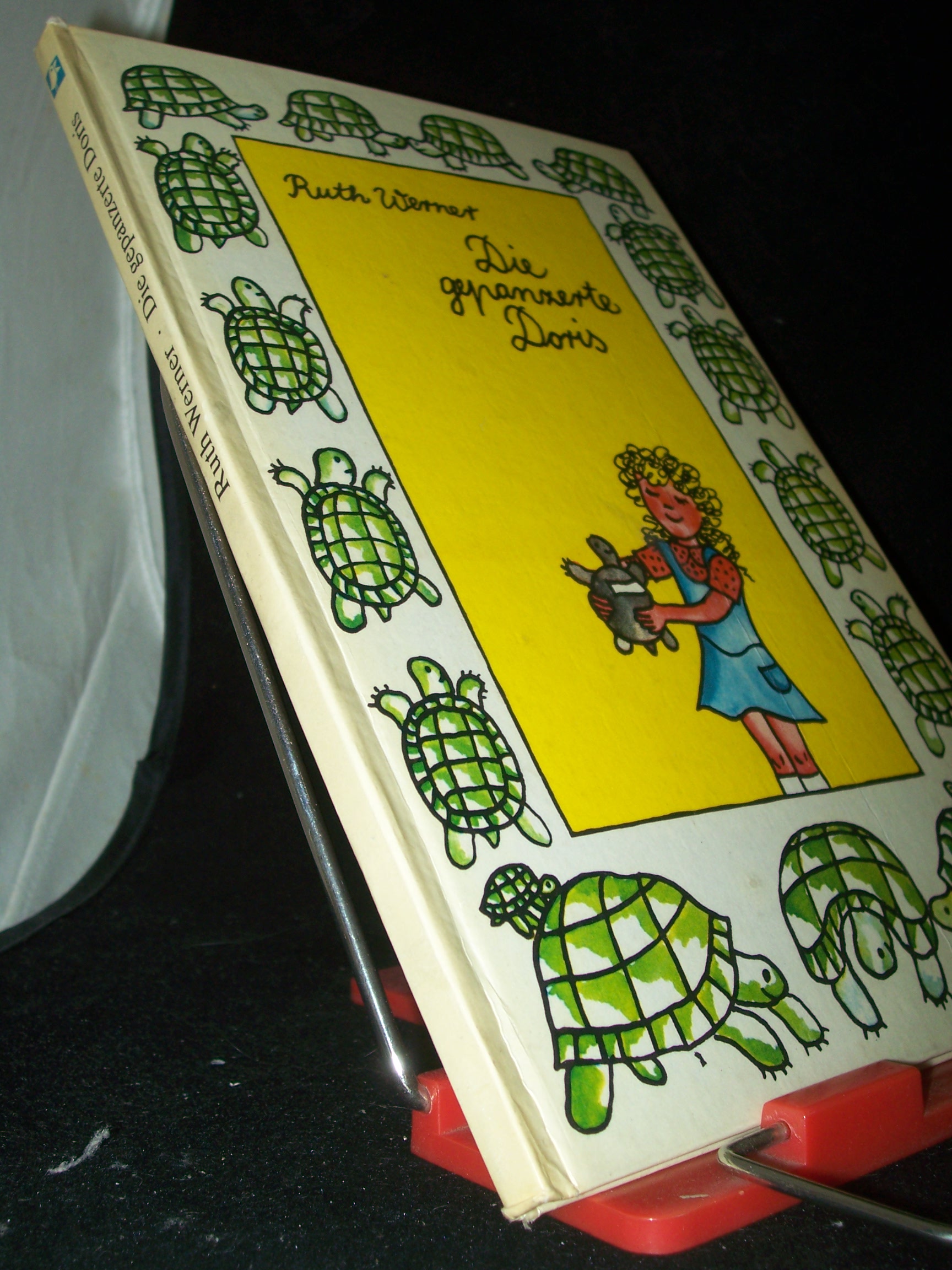 Artikelbild 1 des Artikels “Die gepanzerte Doris / Ruth Werner. Ill. von Gertrud Zucker “