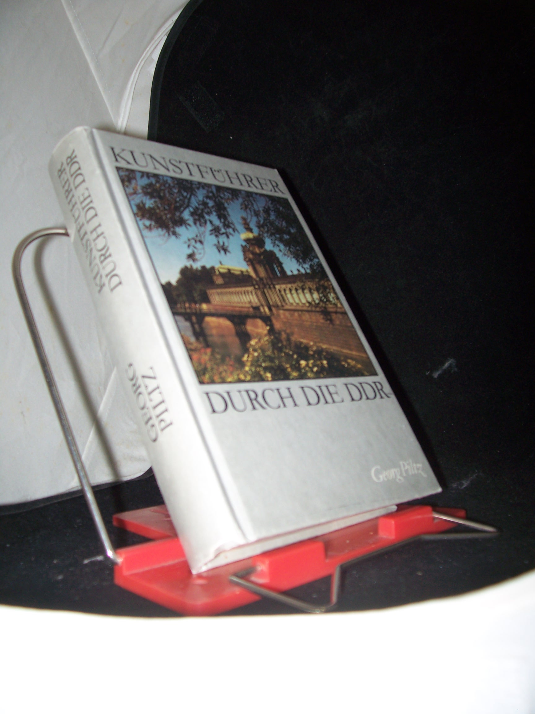 Artikelbild 1 des Artikels “Kunstführer durch die DDR / Georg Piltz. [Wiss. Beratung: Hans
Müller...] “