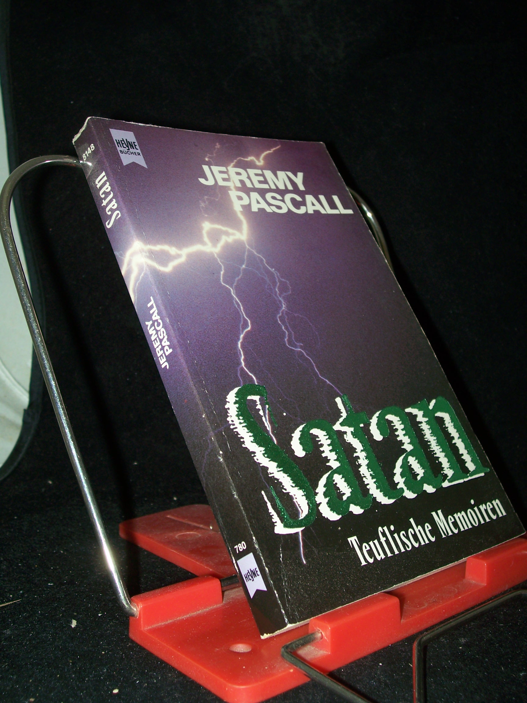 Artikelbild 1 des Artikels “Satan : teuflische Memoiren / Jeremy Pascall. [Aus dem Engl. übers.
von Walter Ahlers] “