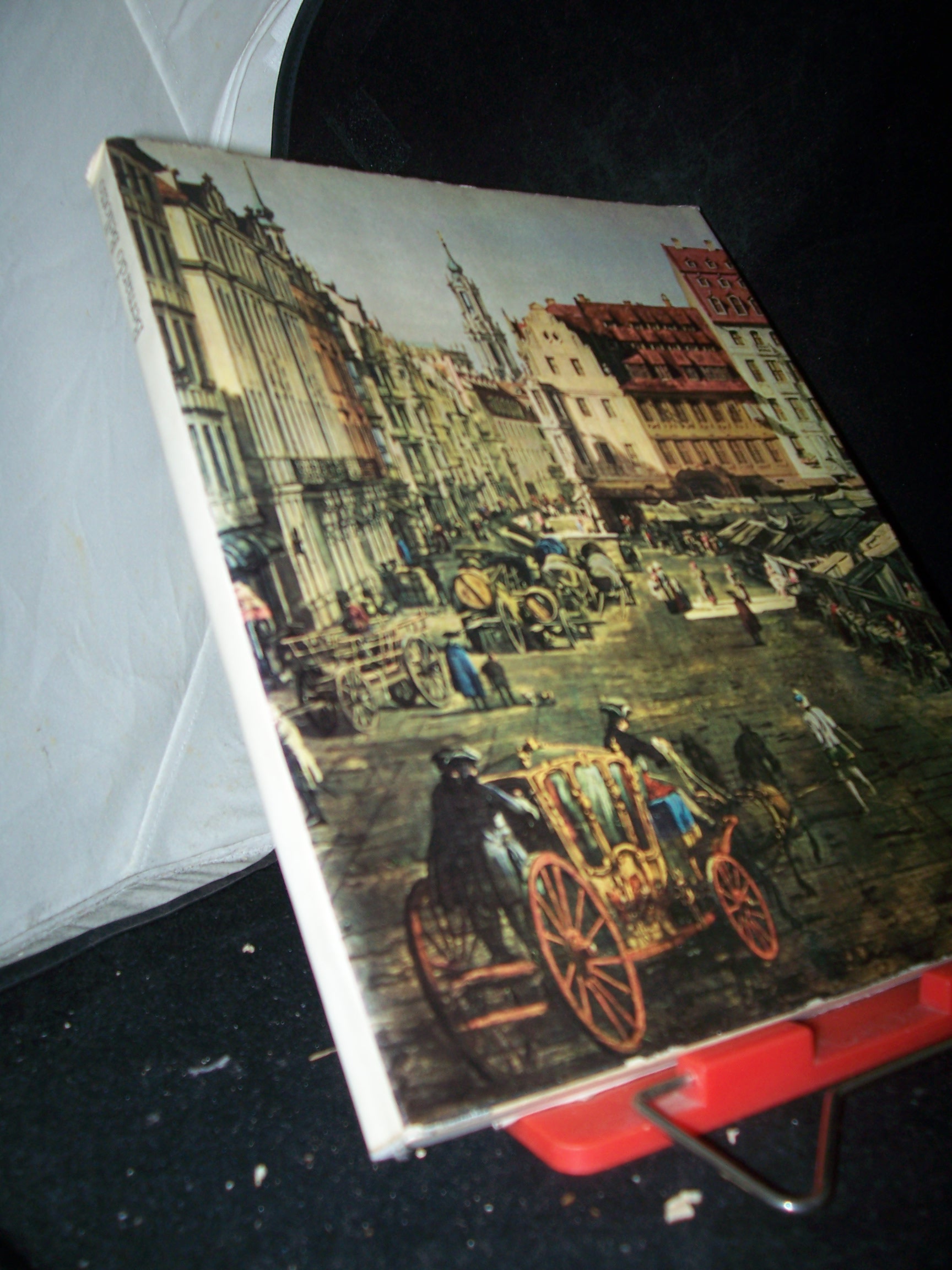 Artikelbild 1 des Artikels “Bernardo Bellotto genannt Canaletto in Dresden und Warschau : Ausstellung vom 8. Dez. 1963 bis 31. Aug. 1964 im Albertinum Dresden. [Ausstellungskatalog] / [Staatliche Kunstsammlungen Dresden. Gemäldegalerie Alte Meister. Nationalmuseum War “