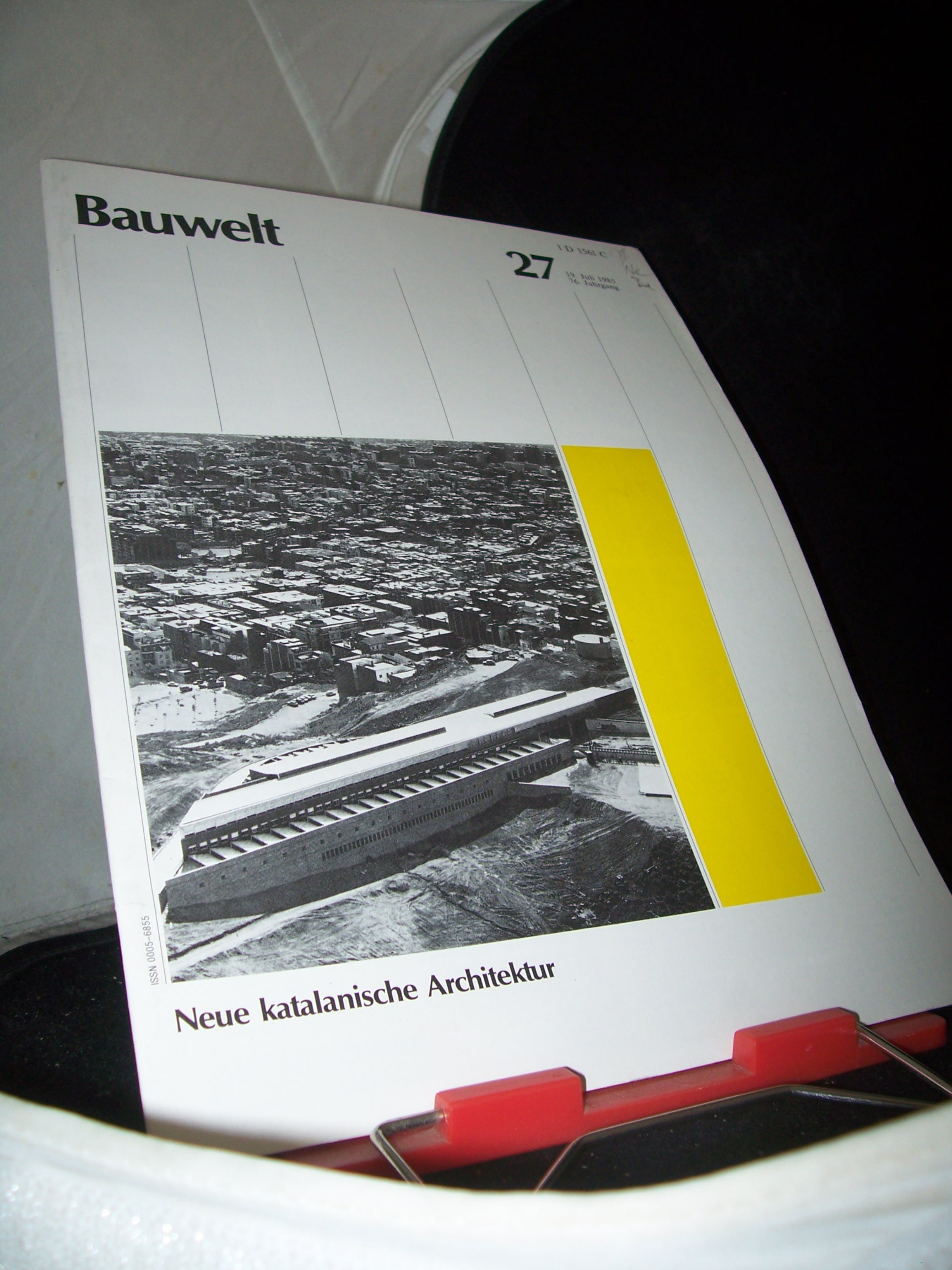 Artikelbild 1 des Artikels “27/1985 neue katalanische Architektur “