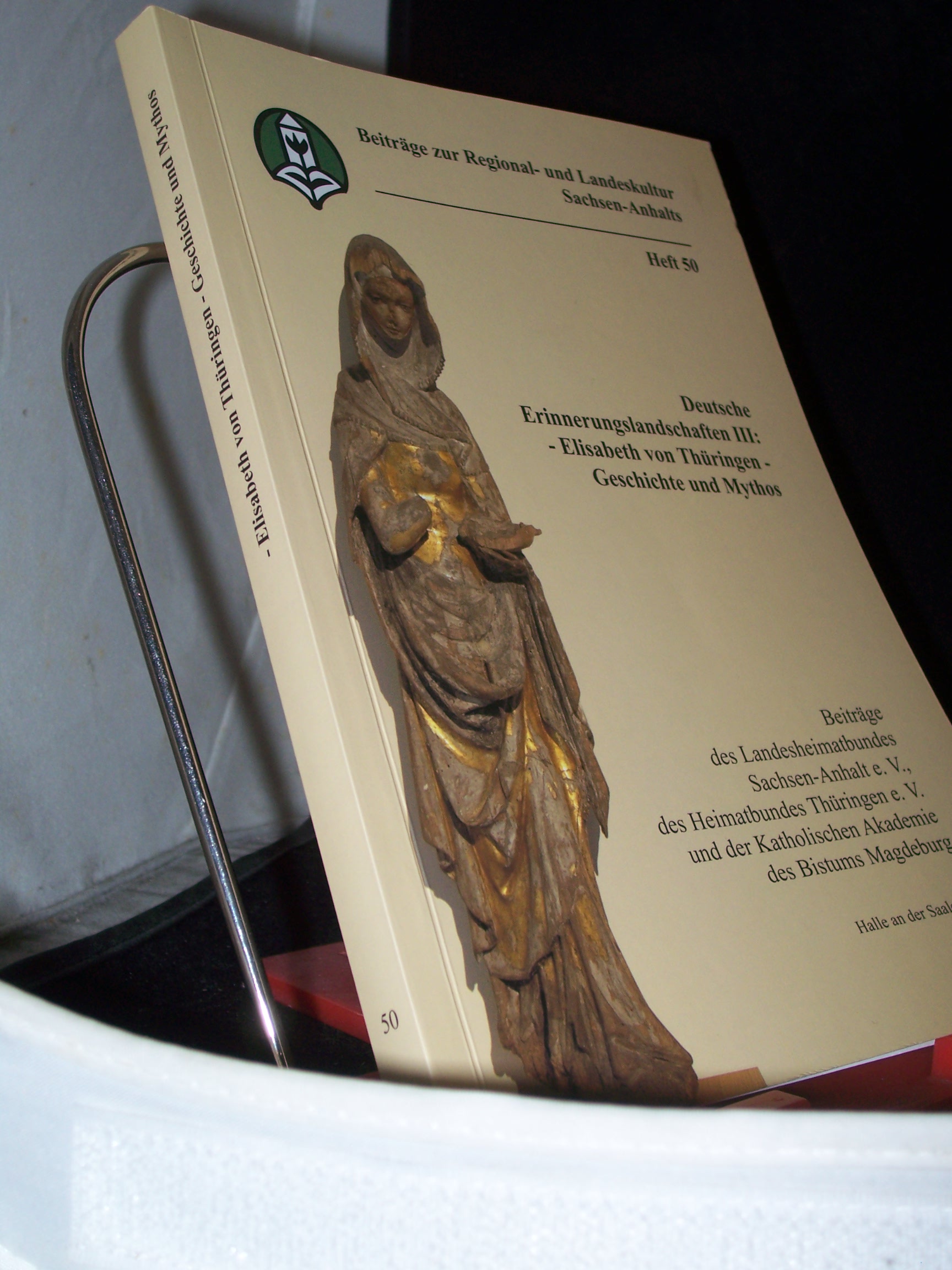 Artikelbild 1 des Artikels “Deutsche Erinnerungslandschaften Teil: 3., Elisabeth von Thüringen - Geschichte und Mythos / [Red.: Annette Schneider ; Justus H. Ulbricht] “