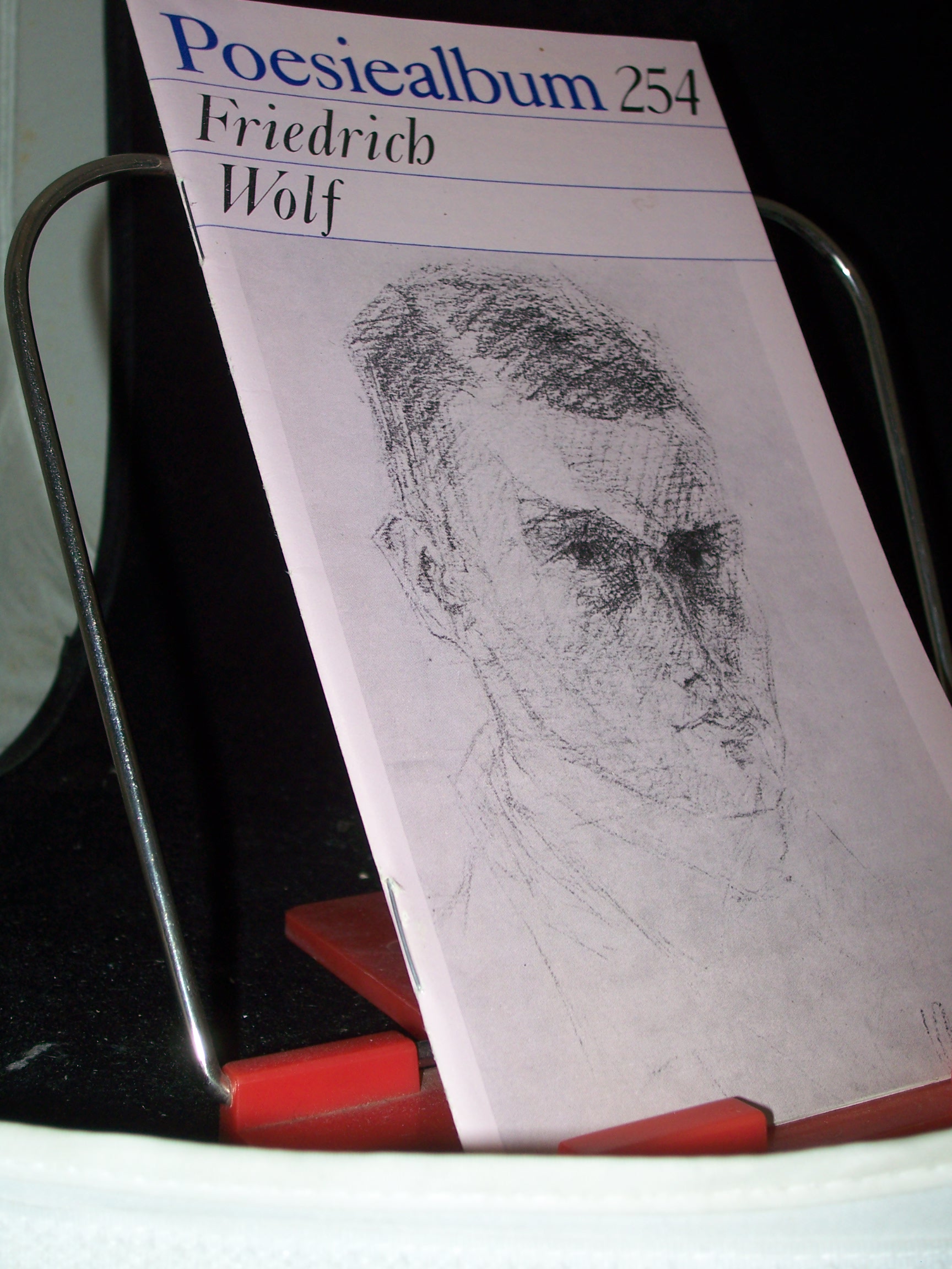 Artikelbild 1 des Artikels “Friedrich Wolf / [Ausw. dieses Heftes: Dorothea Oehme] “