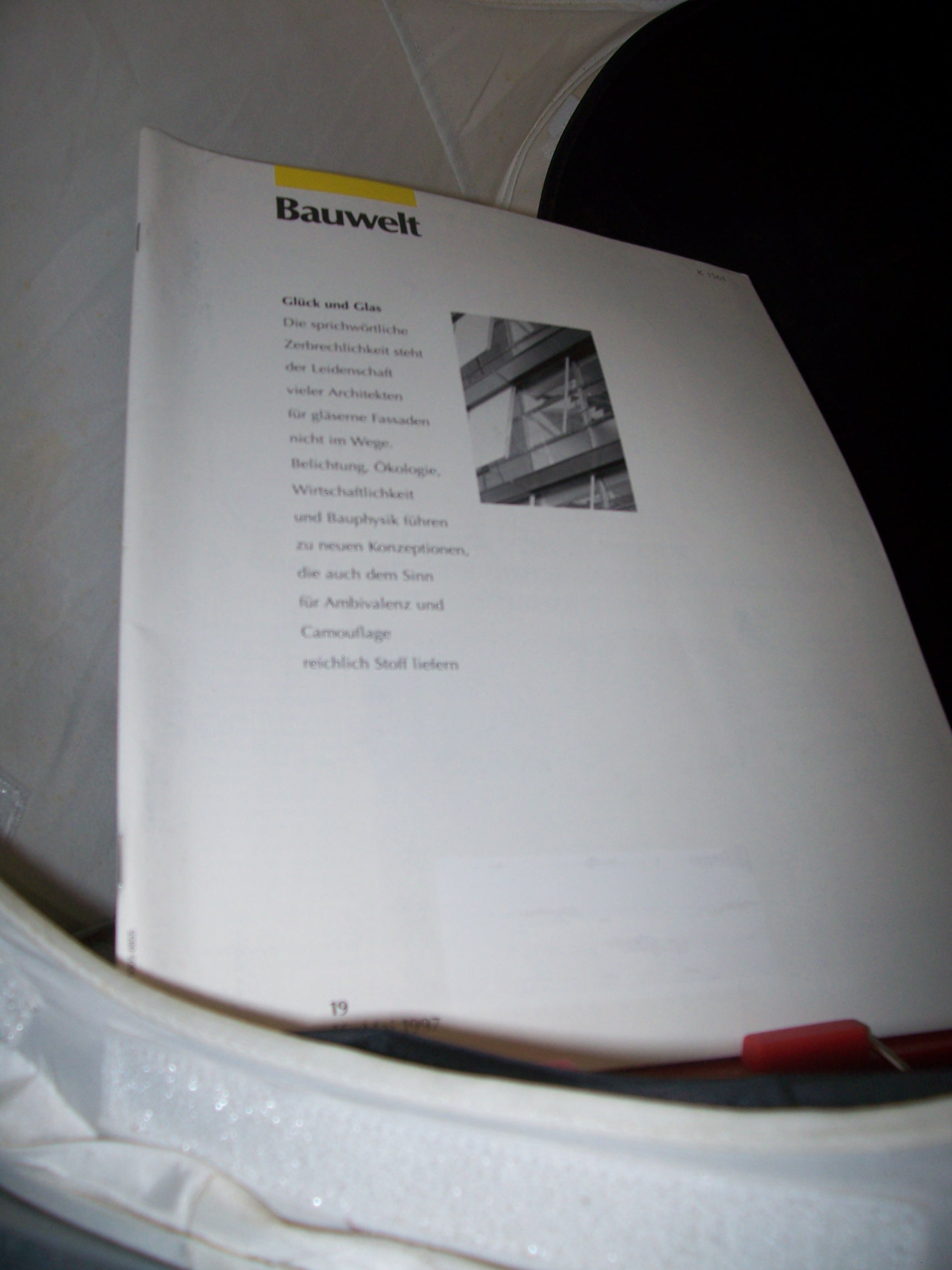 Artikelbild 1 des Artikels “19/1997 Glück und Glas “