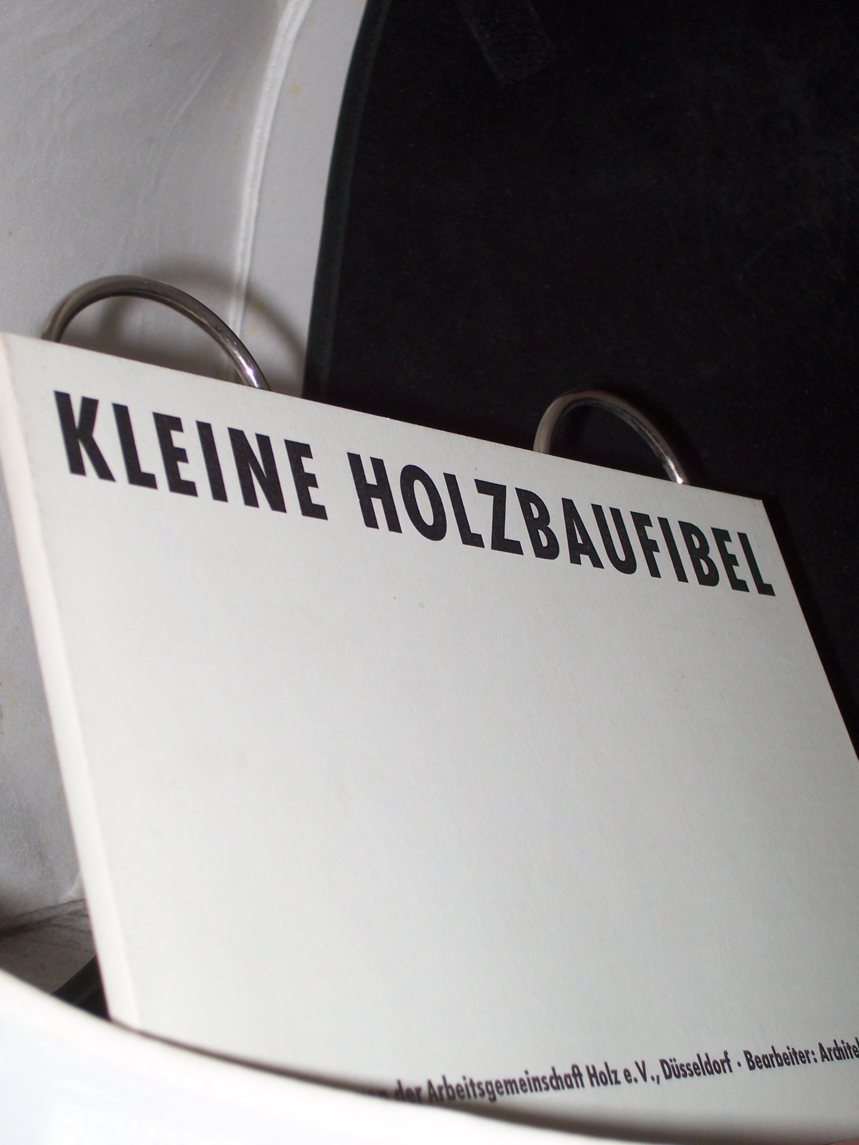 Artikelbild 1 des Artikels “Kleine Holzbaufibel Architektur Holz Holzbau “