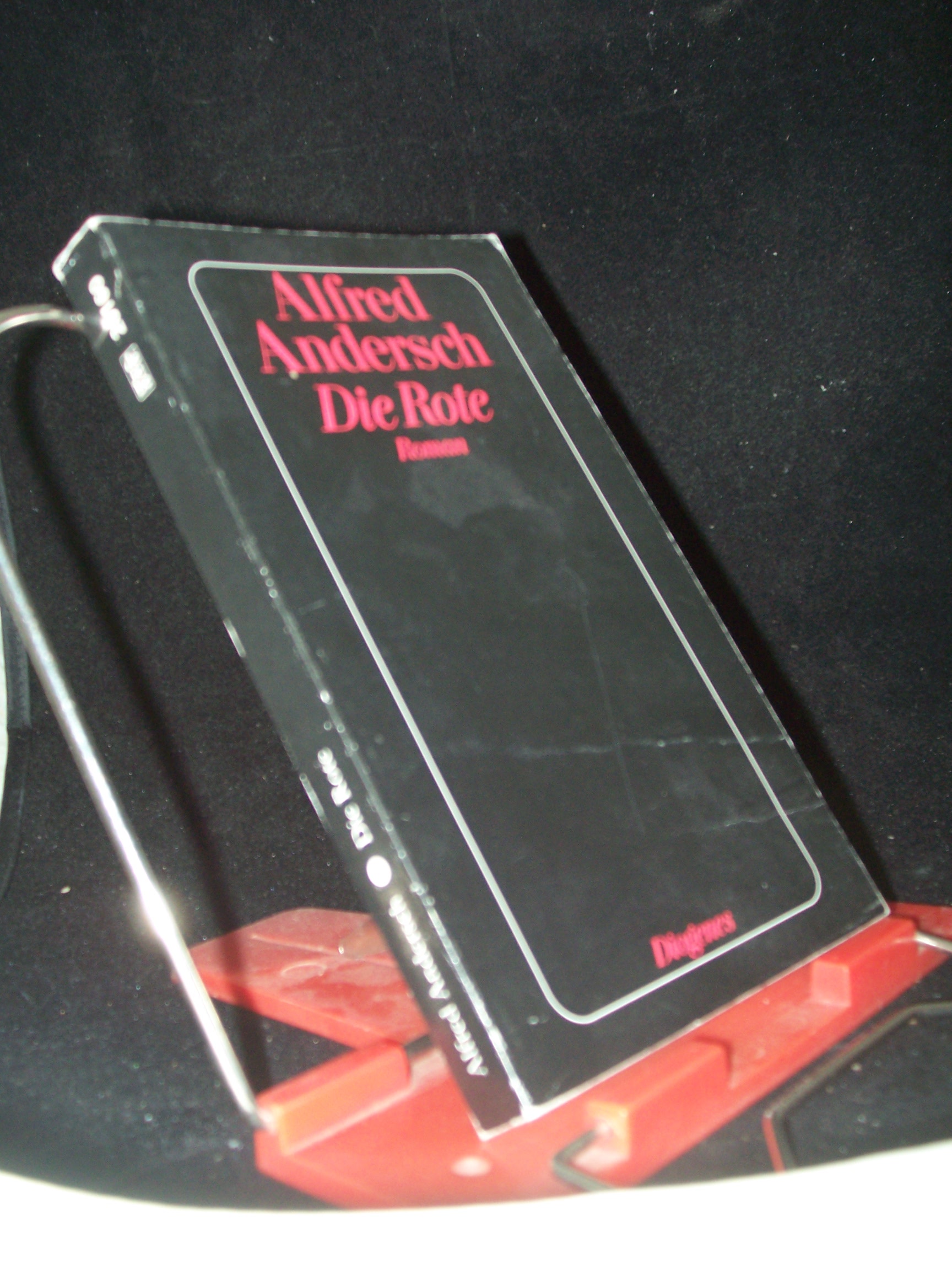 Artikelbild 1 des Artikels “Die Rote : Roman “