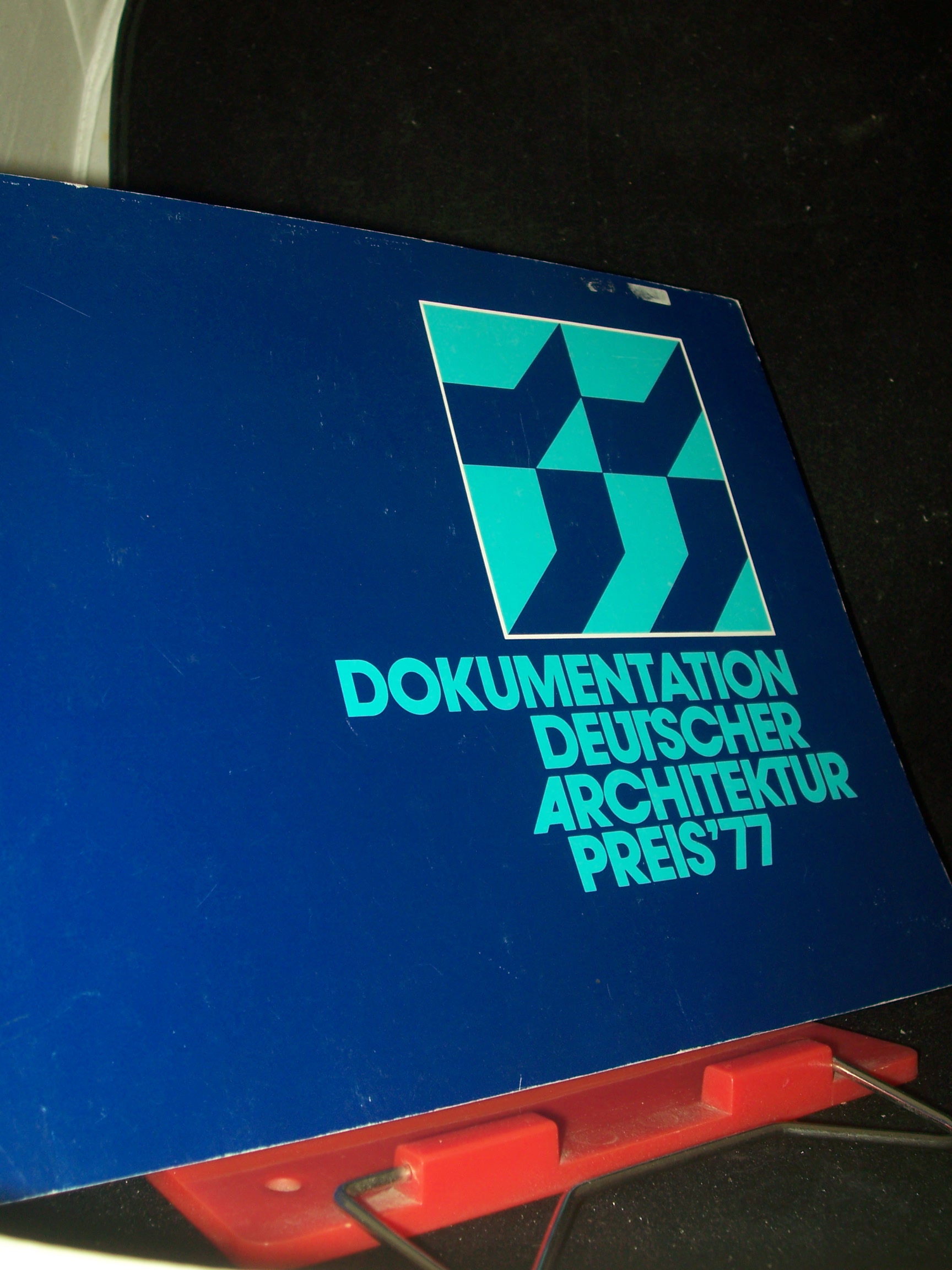 Artikelbild 1 des Artikels “DOKUMENTATION DEUTSCHER ARCHITEKTURPREIS 1977 “