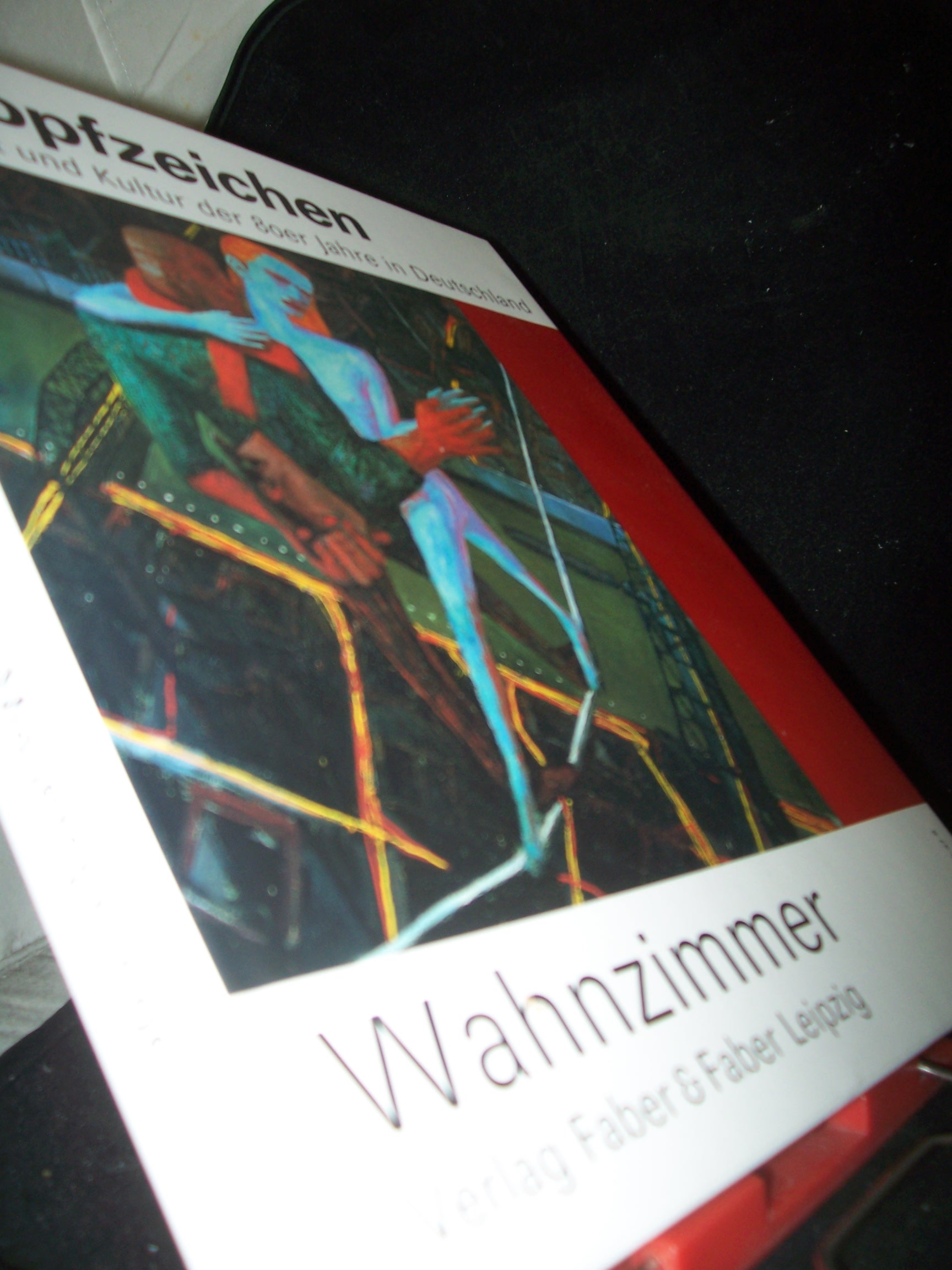 Artikelbild 1 des Artikels “Klopfzeichen, Kunst und Kultur der 80er Jahre in Deutschland - Mauersprünge : [Begleitbuch zur Doppelausstellung im Museum der Bildenden Künste Leipzig und im Zeitgeschichtlichen Forum vom 3. August 2002 bis 27. Oktober 2002 ; im Museum Fol “