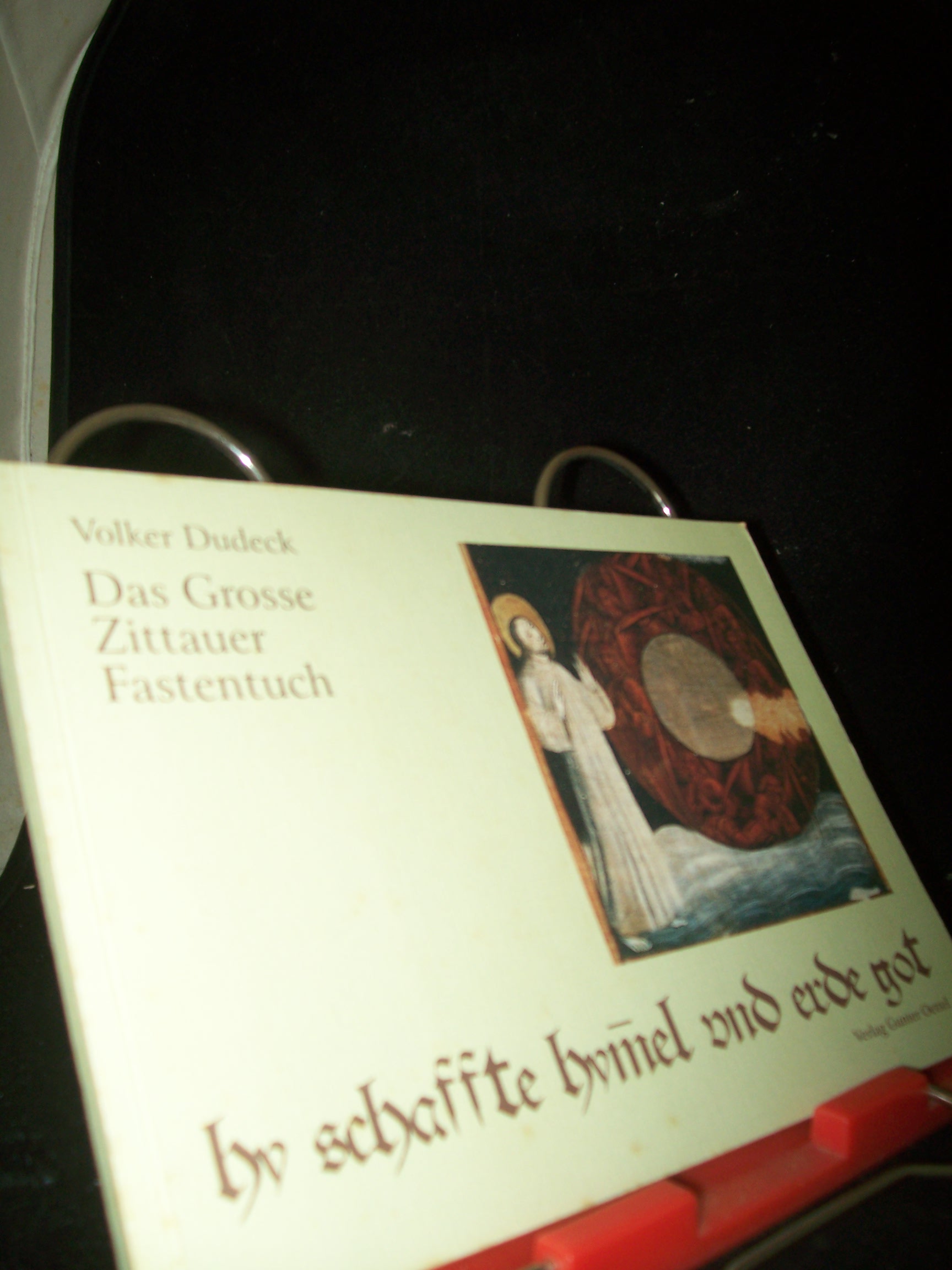 Artikelbild 1 des Artikels “Das grosse Zittauer Fastentuch : hy schaffte hym?el und erde got /
hrsg. von den Städtischen Museen Zittau. Volker Dudeck “