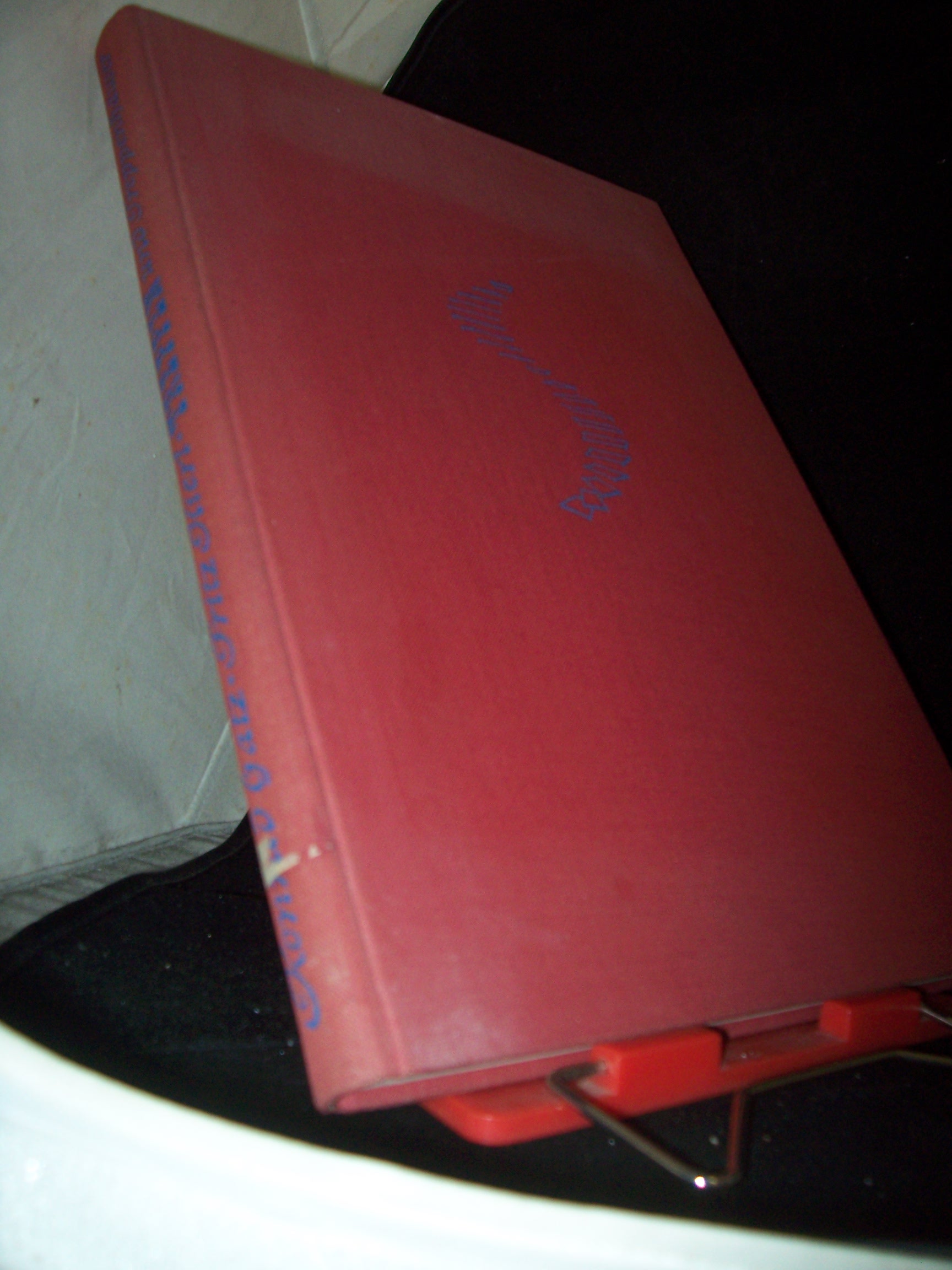 Artikelbild 1 des Artikels “Treppen + Treppenhäuser = Stairs and staircases = Escaliers et cages d'escaliers / Konrad Gatz ; Fritz Hierl “