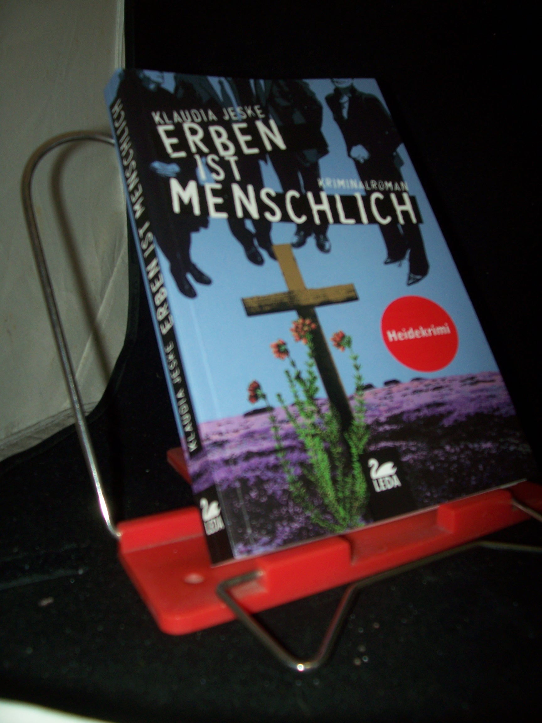 Artikelbild 1 des Artikels “Erben ist menschlich : Kriminalroman / Klaudia Jeske “