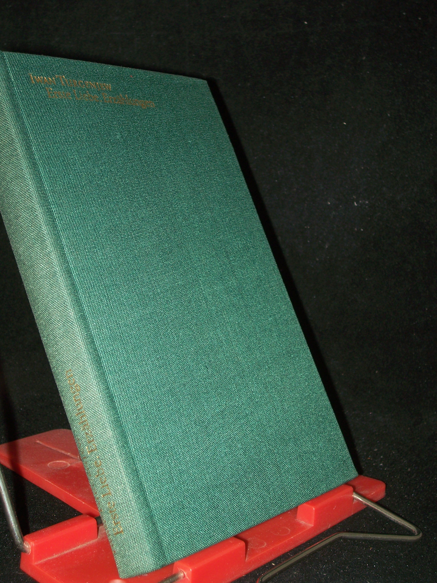 Artikelbild 1 des Artikels “Erste Liebe : Erzählungen / Iwan Turgenjew. [Aus d. Russ. übers. von
Herbert Wotte. Mit e. Nachw. von Gerhard Dudek] “