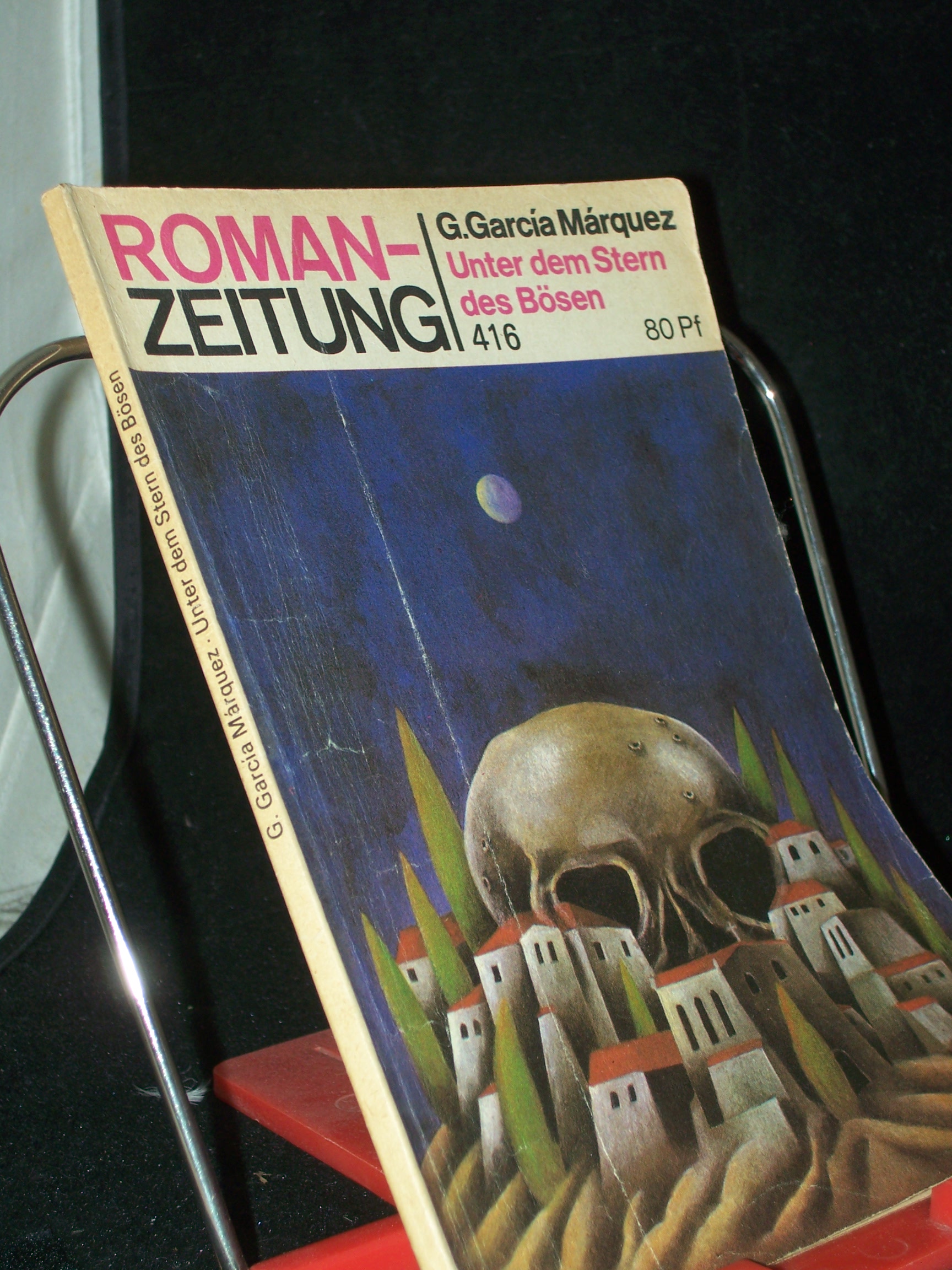 Artikelbild 1 des Artikels “Unter dem Stern des Bösen / Gabriel García Márquez. [Aus d. Span. übers. von Ana Maria Brock] “