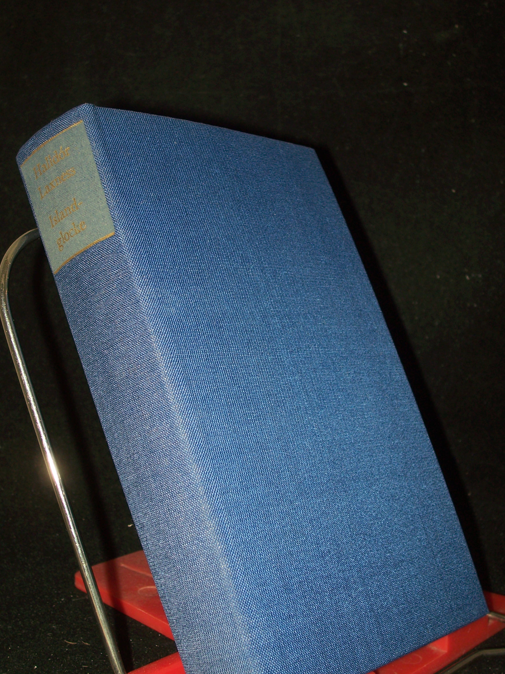 Artikelbild 1 des Artikels “Islandglocke / Halldór Laxness. [Aus d. Isländ. übers. von Ernst Harthern. Mit e. Nachw. von Bruno Kress] “