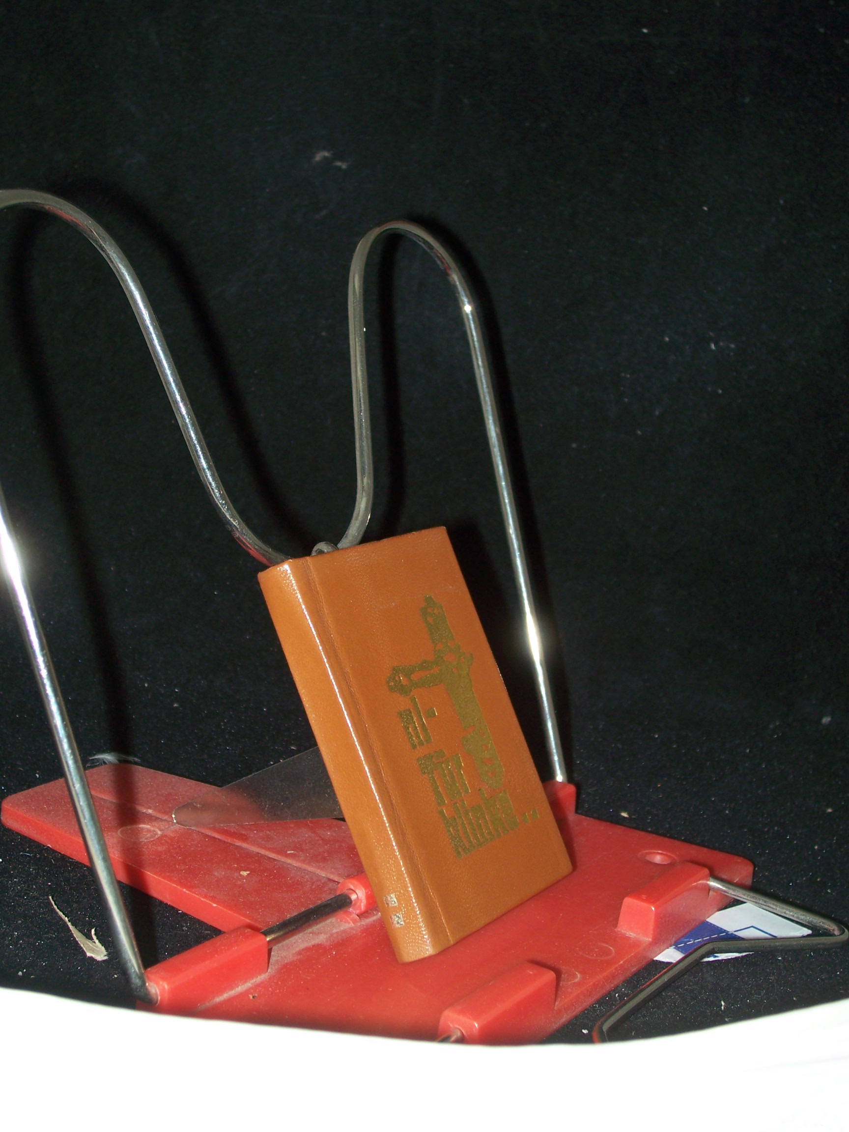 Artikelbild 1 des Artikels “Mini-Türklinke (nl-Türklinke). 47 illustrierte Aphorismen. Ausgewählt aus rund 1800 Zitaten, die in 150 Türklinken des Jugendmagazins Neues Leben erschienen sind “