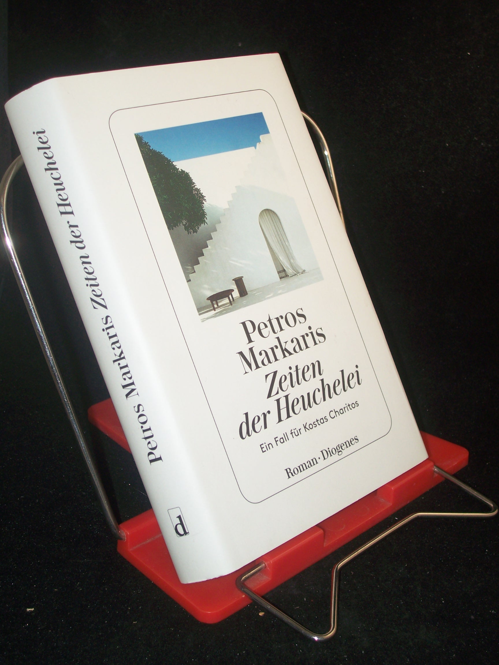 Artikelbild 1 des Artikels “Zeiten der Heuchelei : ein Fall für Kostas Charitos : Roman / Petros
Markaris ; aus dem Neugriechischen von Michaela Prinzinger “