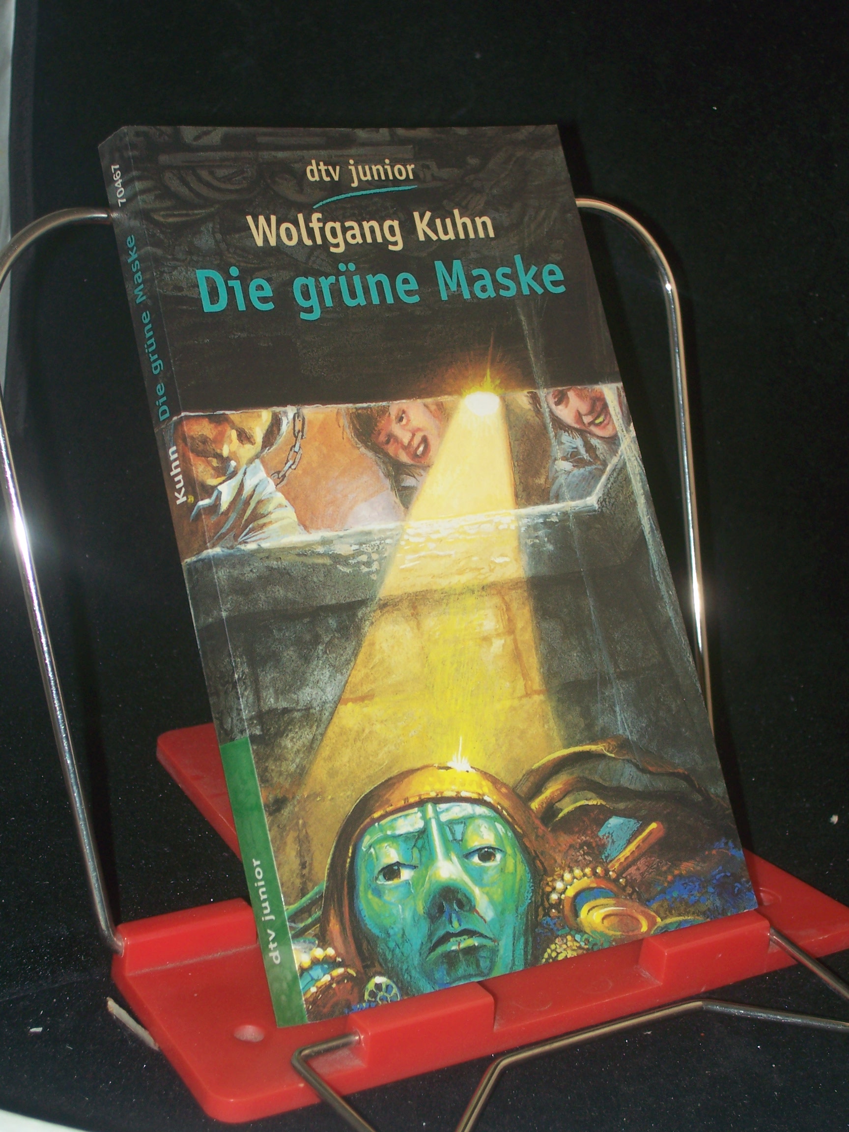 Artikelbild 1 des Artikels “Die grüne Maske : ein Ferienabenteuer in Mexiko / Wolfgang Kuhn. Mit Zeichn. von Peter Klaucke “